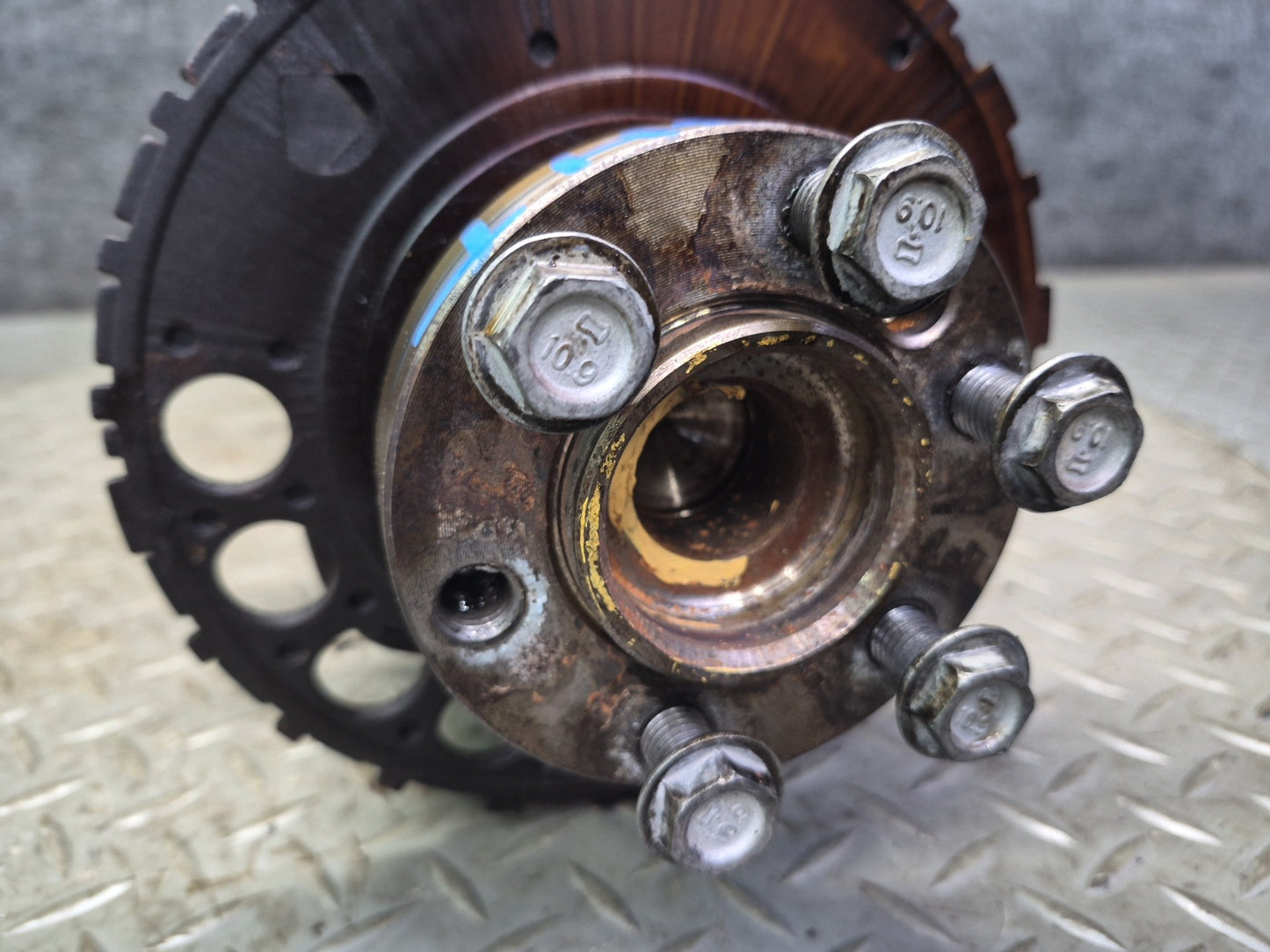 2003-2007 Hummer H2 6.0L LQ4 Engine Motor Crankshaft 12552216