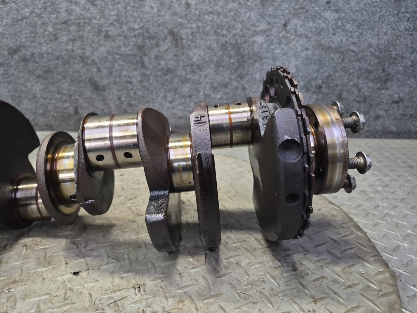 2003-2007 Hummer H2 6.0L LQ4 Engine Motor Crankshaft 12552216