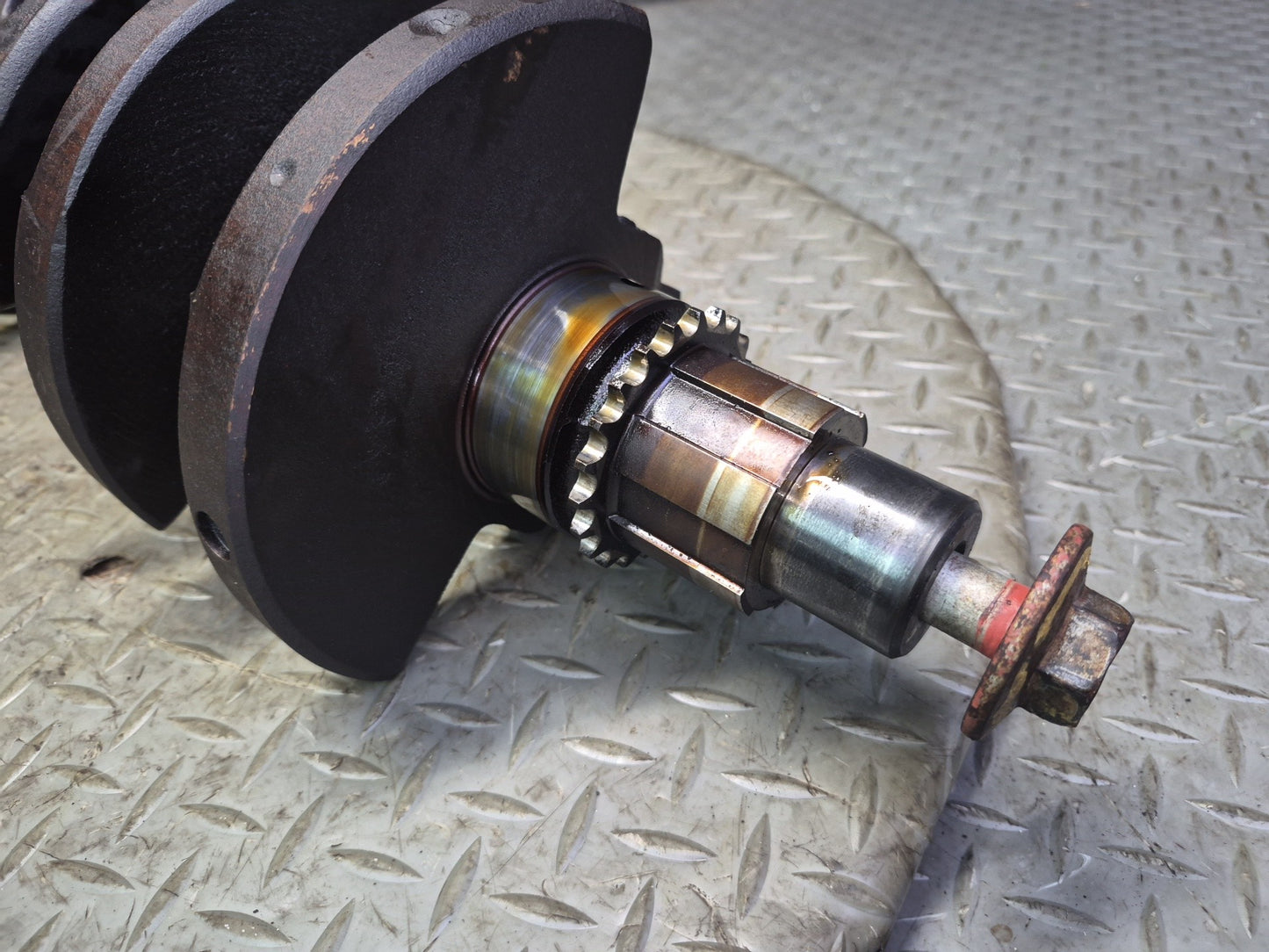 2003-2007 Hummer H2 6.0L LQ4 Engine Motor Crankshaft 12552216