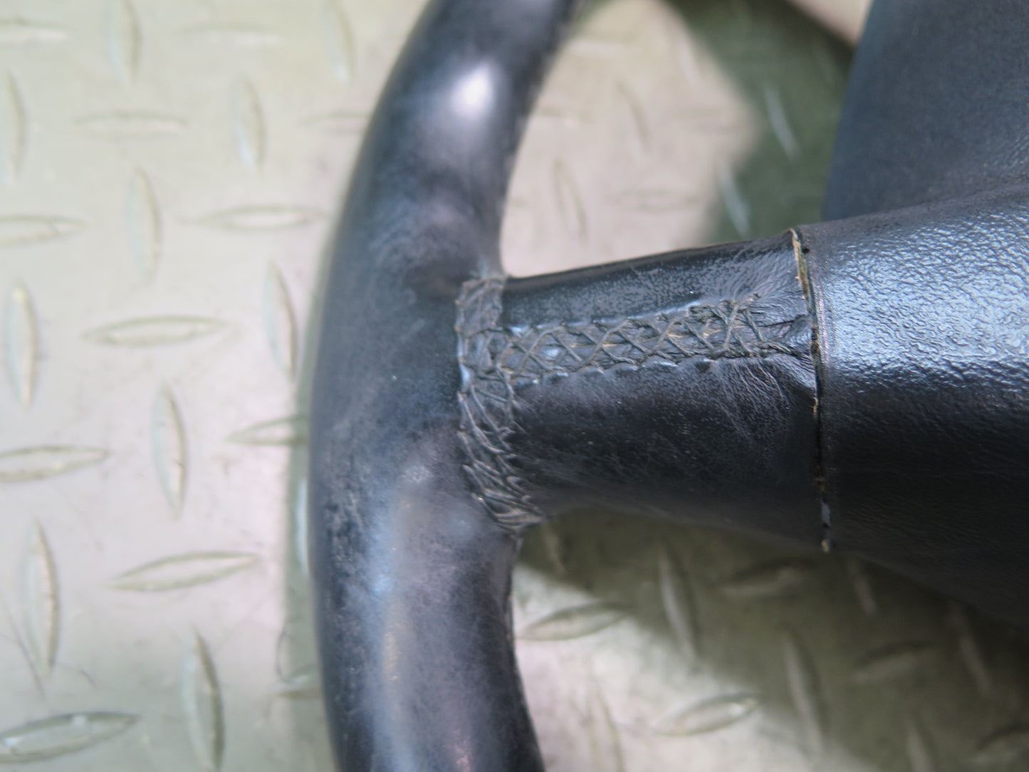86-91 Mercedes W126 560SEL 560SEC Leather Steering Black OEM