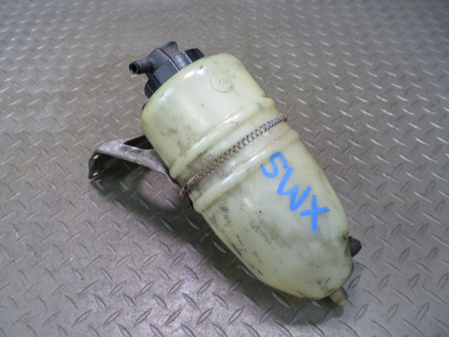 86-91 Mercedes W126 C126 Suspension Hydraulic Oil Reservoir Tank OEM
