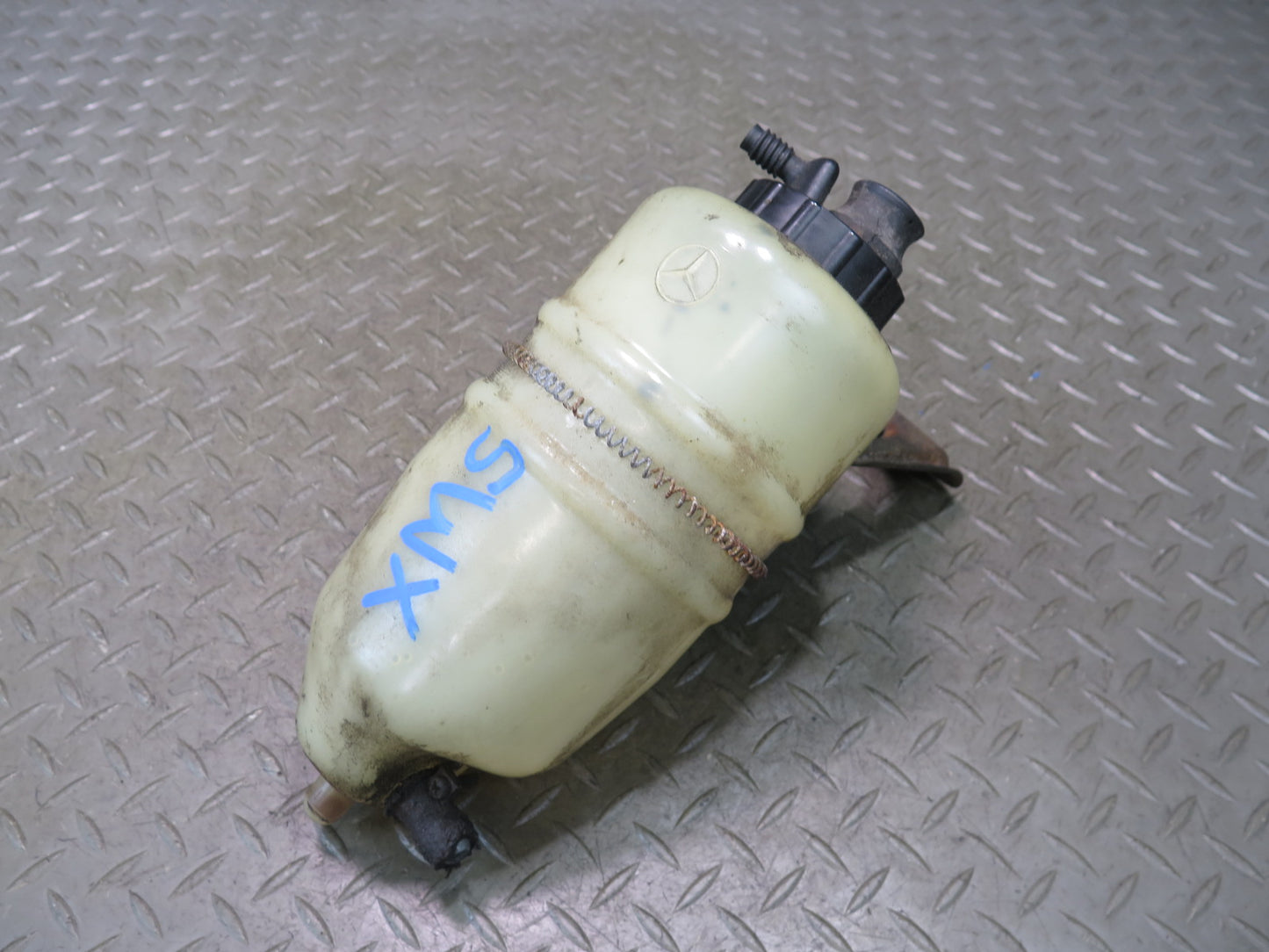 86-91 Mercedes W126 C126 Suspension Hydraulic Oil Reservoir Tank OEM