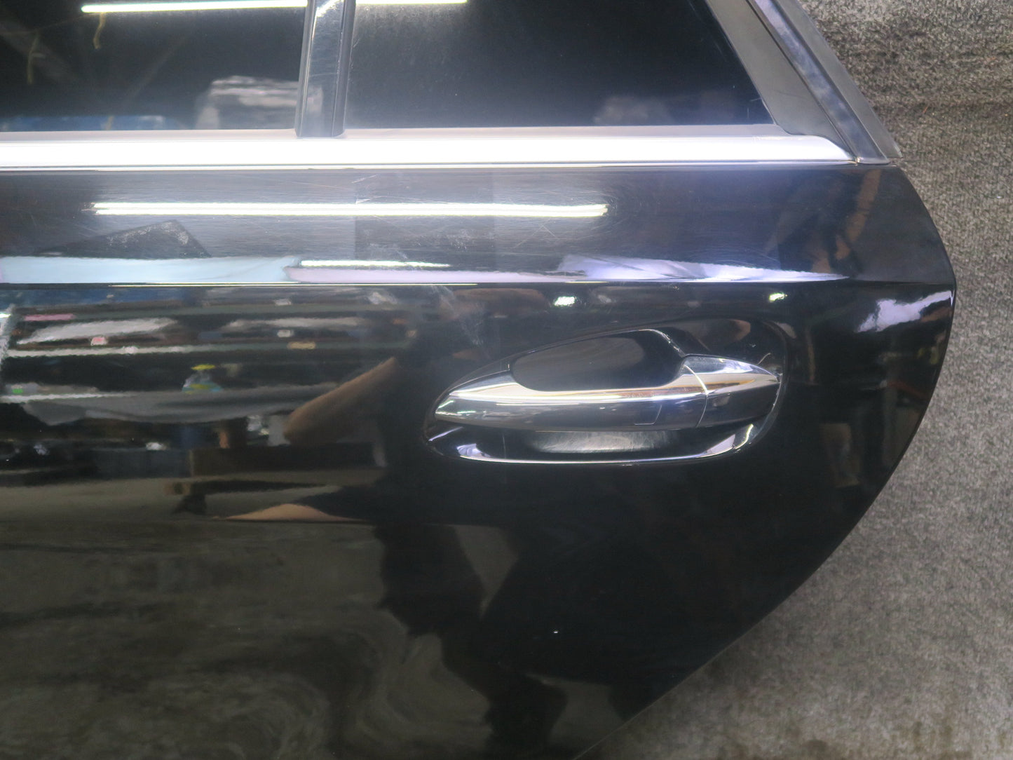 2012-2019 Mercedes W166 GLE ML Rear Left  Door Shell Panel w Glass