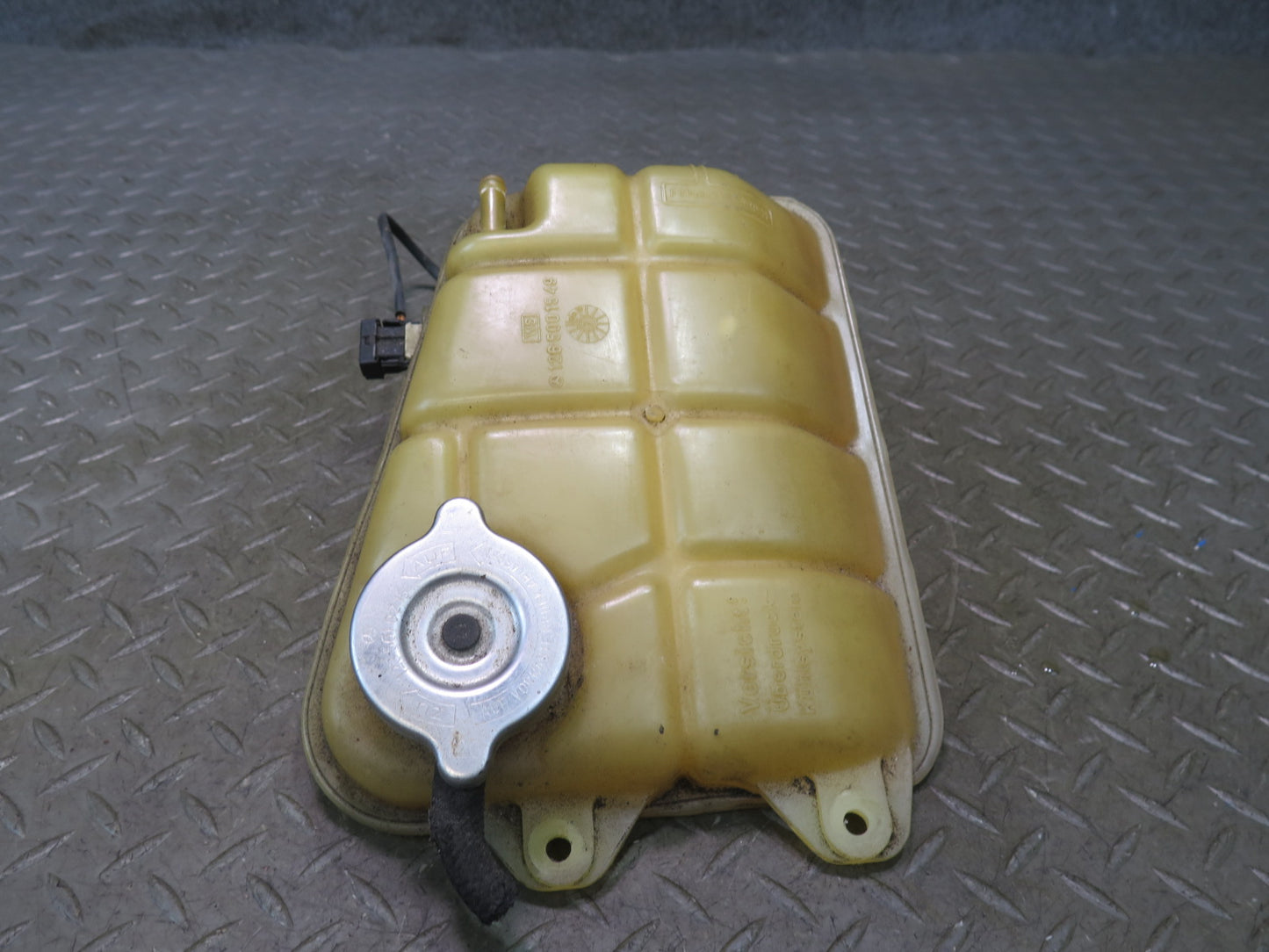 86-91 Mercedes W126 560SEL Coolant Overflow Expansion Tank 1265001749 OEM
