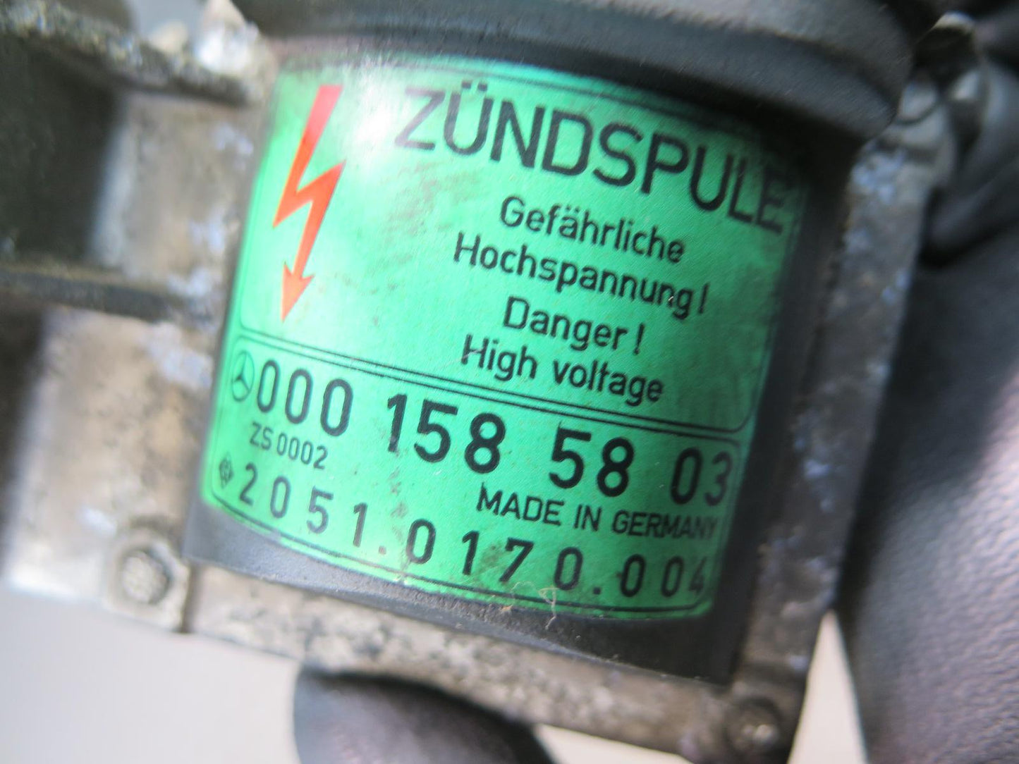 86-91 Mercedes W126 560SEL 420SEL High Voltage Ignition Coil 0001585803 OEM