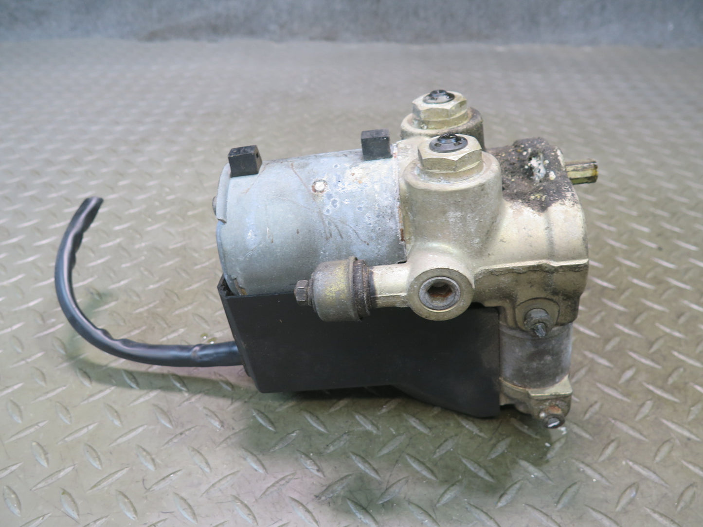 86-91 Mercedes W126 560SEL Anti Lock Brake ABS Pump Module 0265200043 OEM