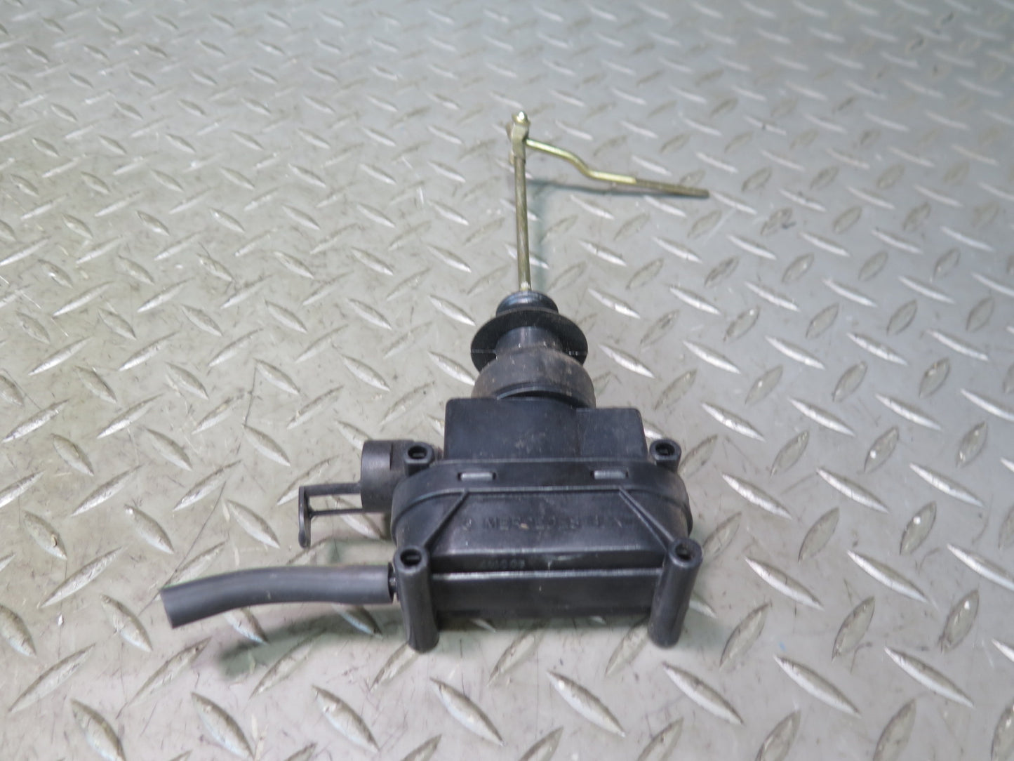 86-91 Mercedes W126 560SEL Sedan Set of 5 Door & Trunk Lock Actuator OEM