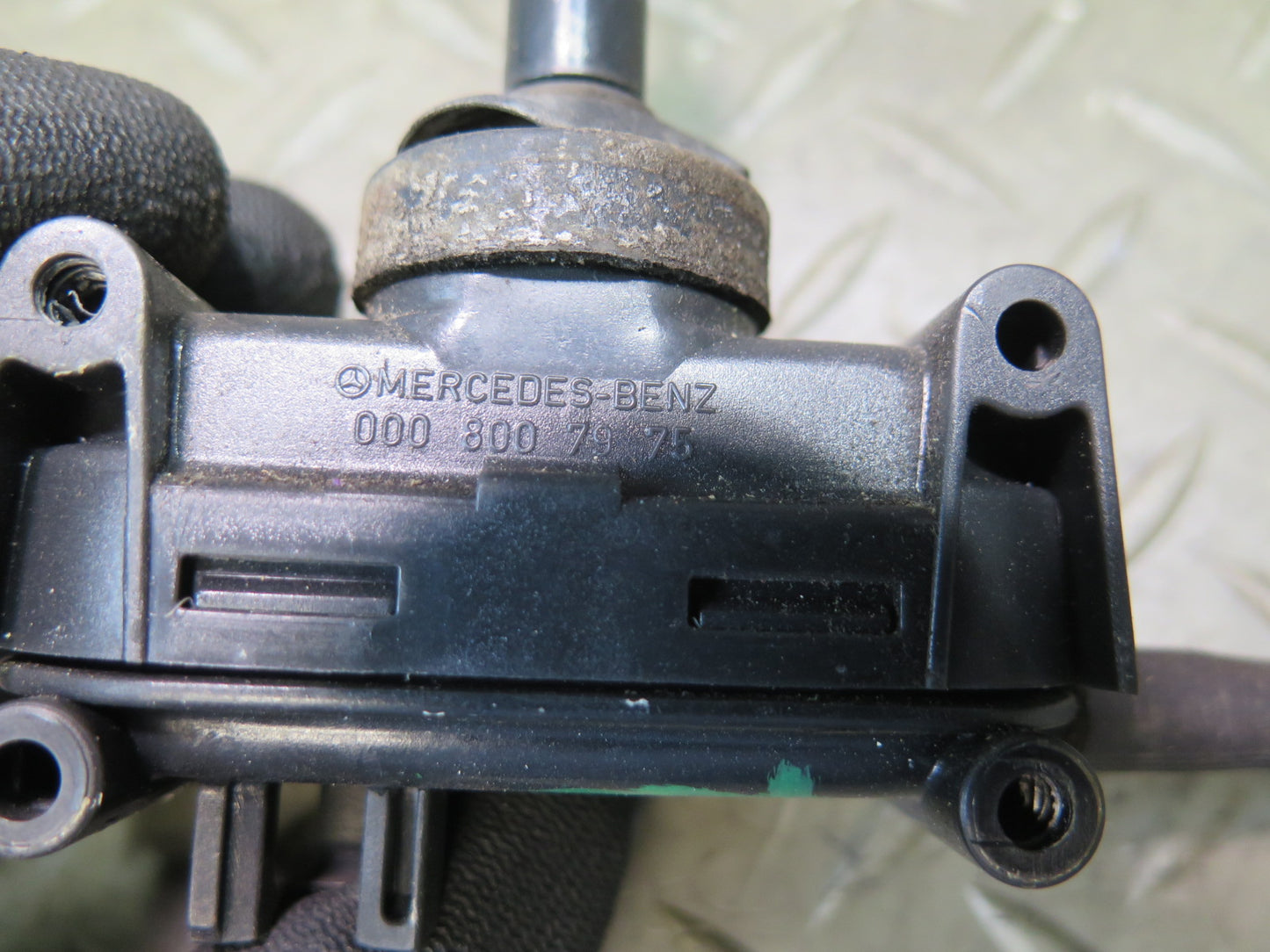 86-91 Mercedes W126 560SEL Sedan Set of 5 Door & Trunk Lock Actuator OEM