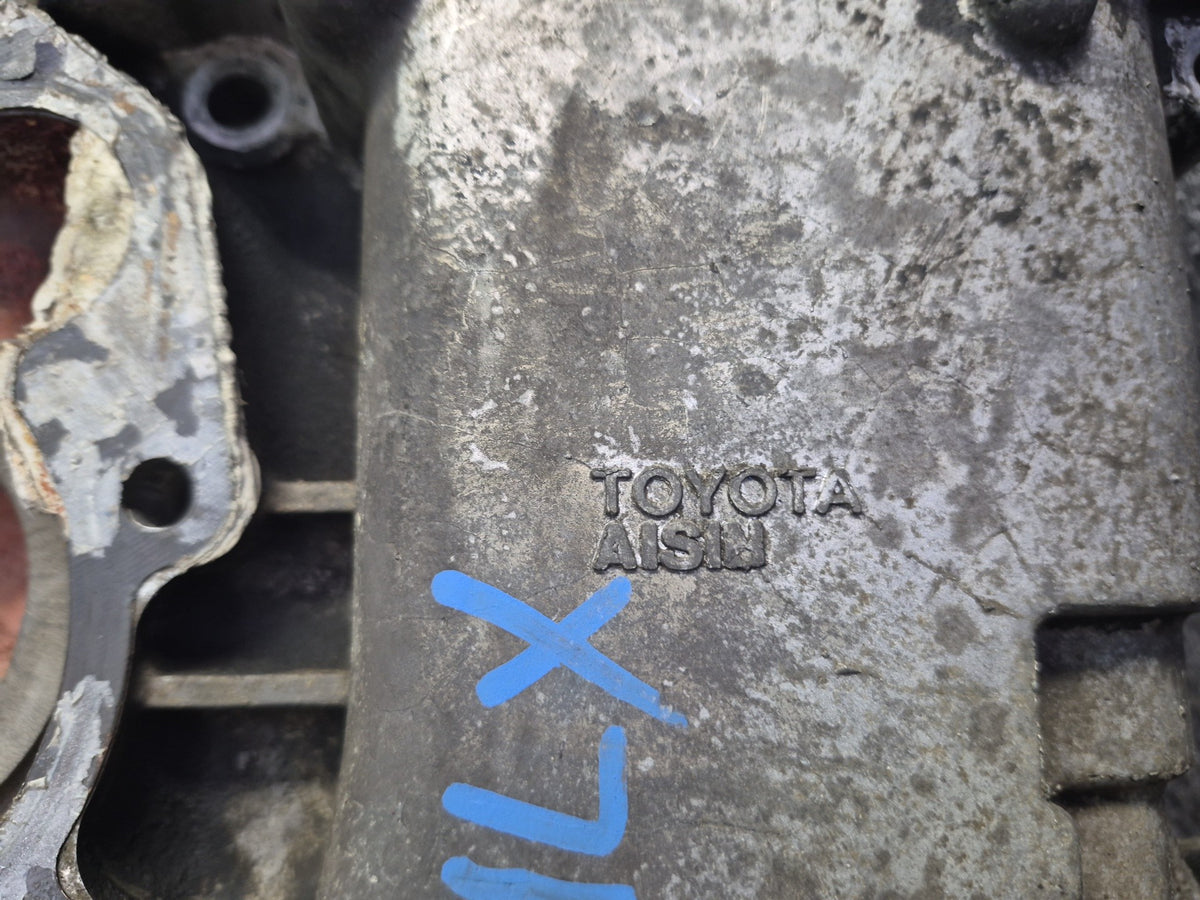 1996-1997 Lexus FZJ80L LX450 4.5L Engine Motor Timing Chain Plate Cover