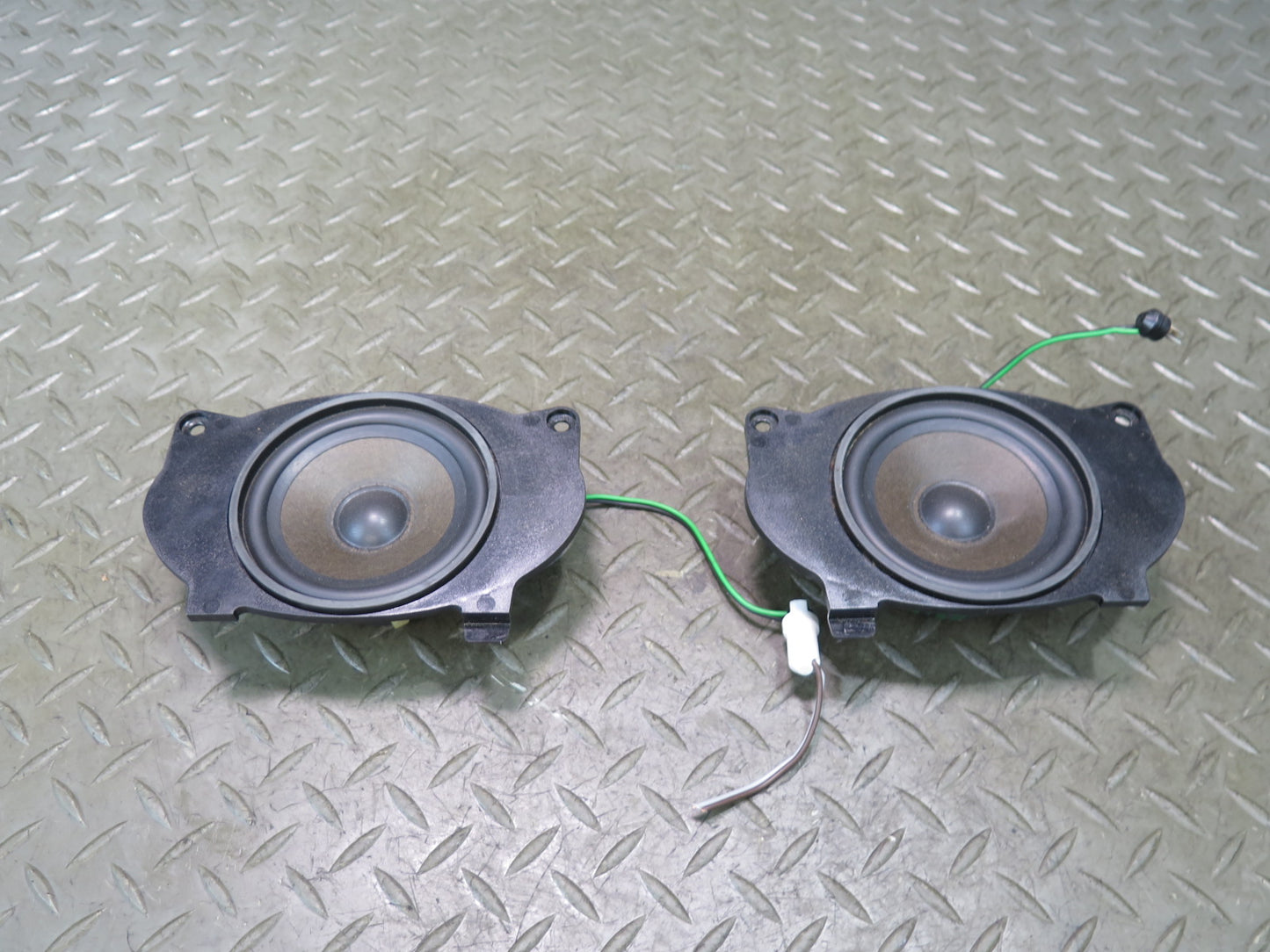 86-91 Mercedes W126 560SEL Set of 2 Dash Front Left & Right Speaker OEM