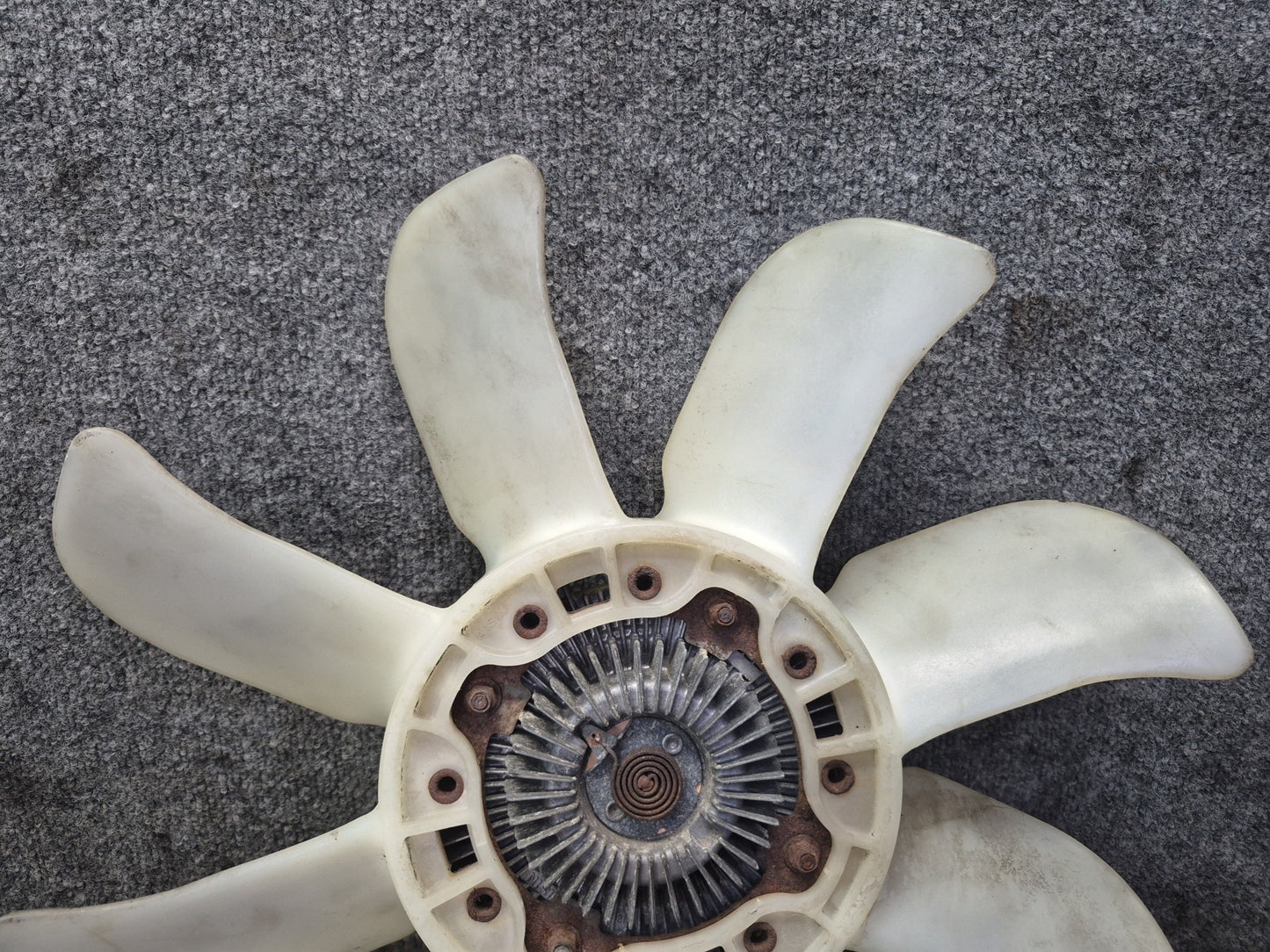 1996-1997 Lexus FZJ80L LX450 4.5L Engine Cooling Fan Clutch Blade