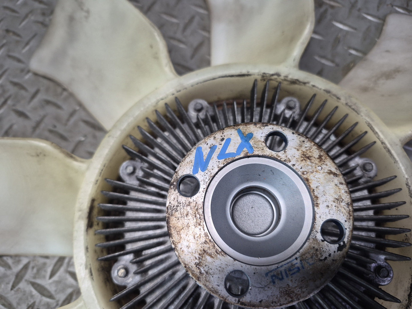 1996-1997 Lexus FZJ80L LX450 4.5L Engine Cooling Fan Clutch Blade