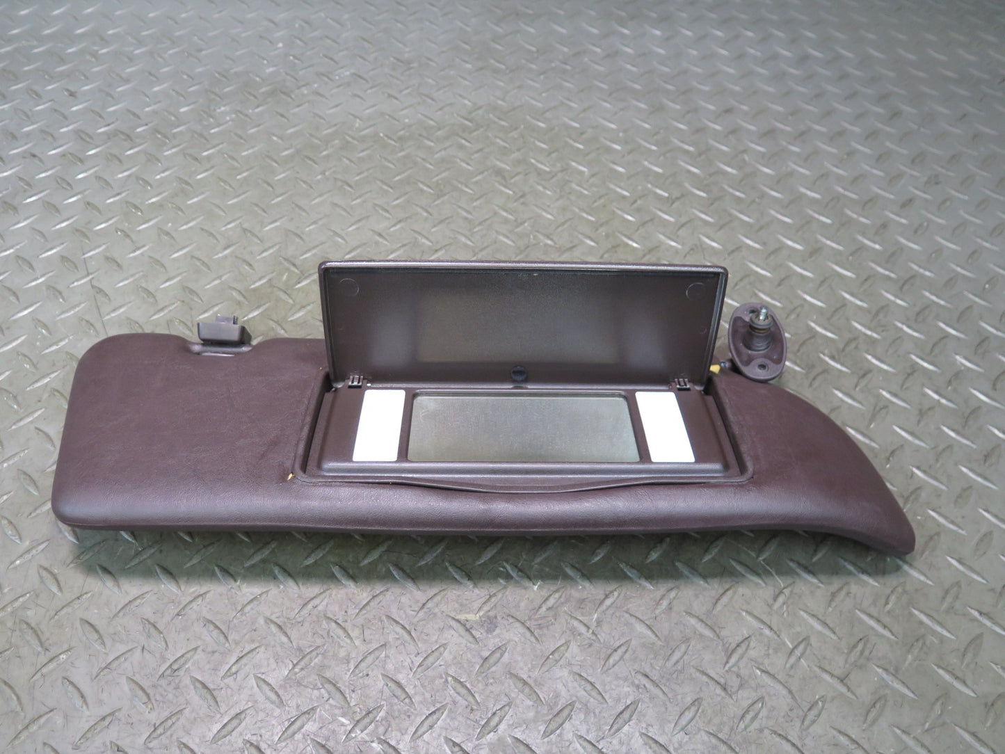 86-91 Mercedes W126 560SEL Sedan Set of 3 Front Left Center Right Sun Visor Dmgd
