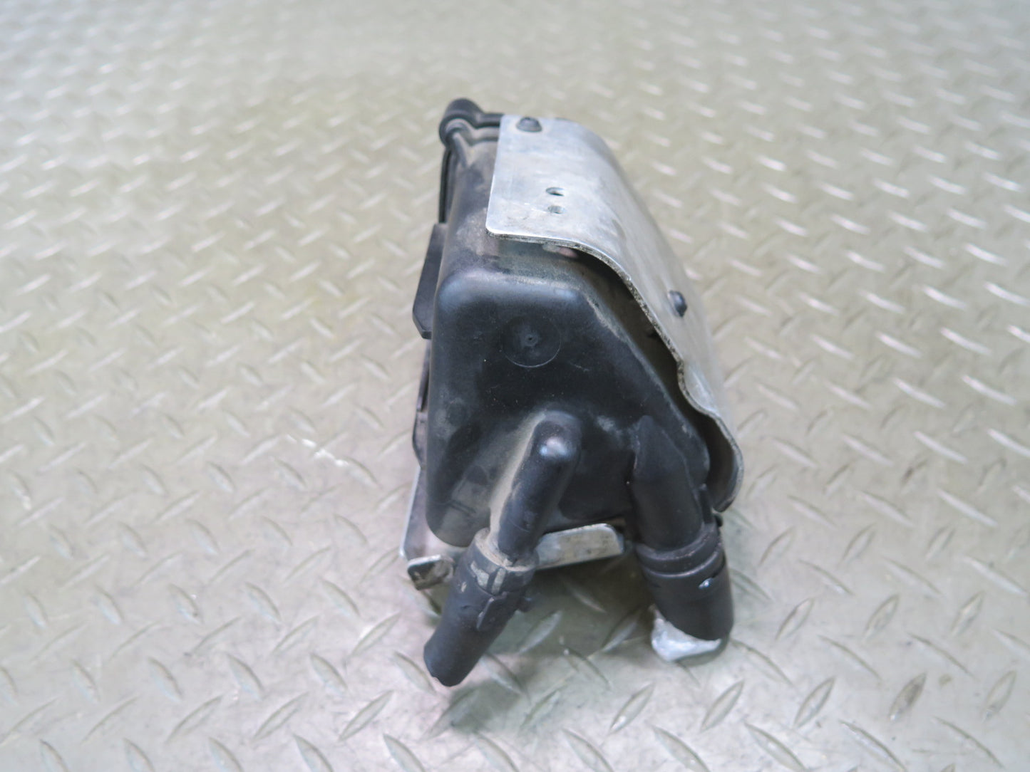 2012-2015 Mercedes X166 W166 Ml-class Hydraulic Fluid Oil Tank Reservoir Bottle