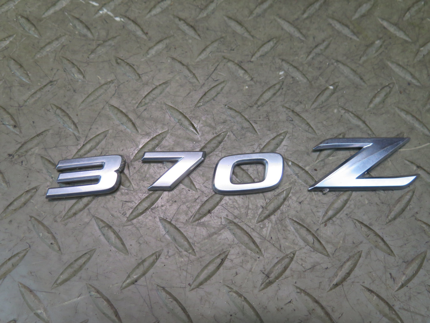 09-20 Nissan Z34 370Z Rear Trunk Lid Emblem Badge Logo Set OEM
