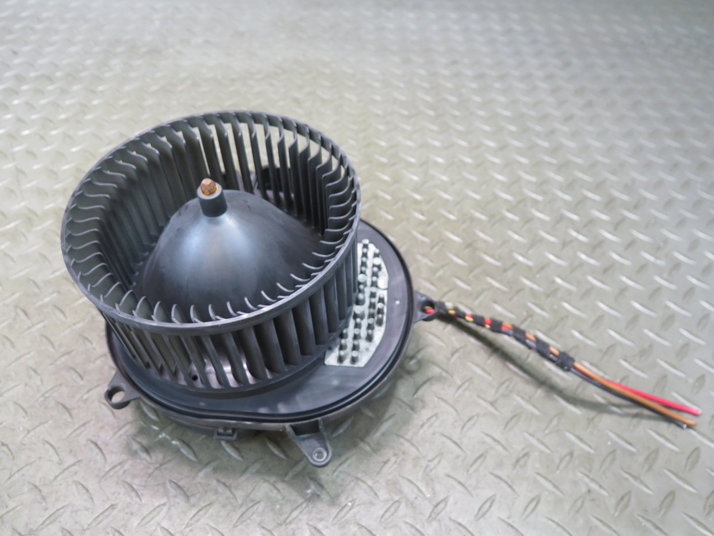 2012-2015 Mercedes X166 W166 Ml-class A/C Heater Blower Motor Fan w Resistor