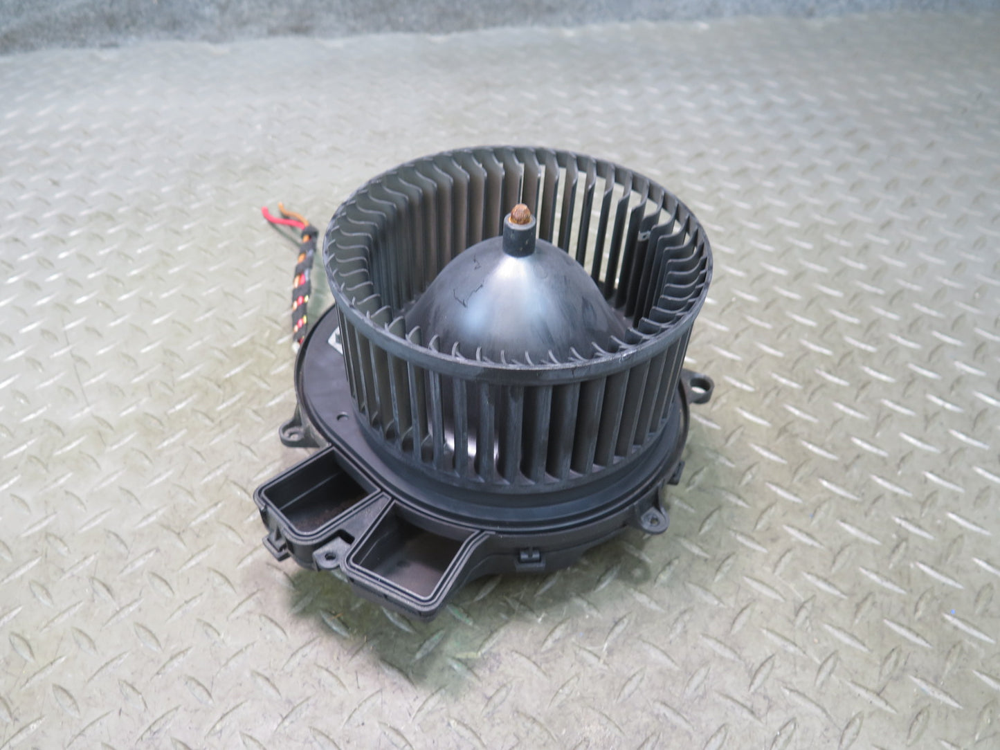 2012-2015 Mercedes X166 W166 Ml-class A/C Heater Blower Motor Fan w Resistor