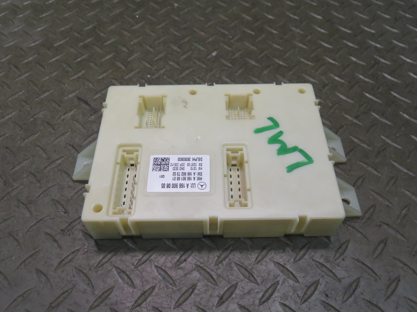 2012-2015 Mercedes X166 W166 Ml-class Rear SAM Signal Acquisition Module