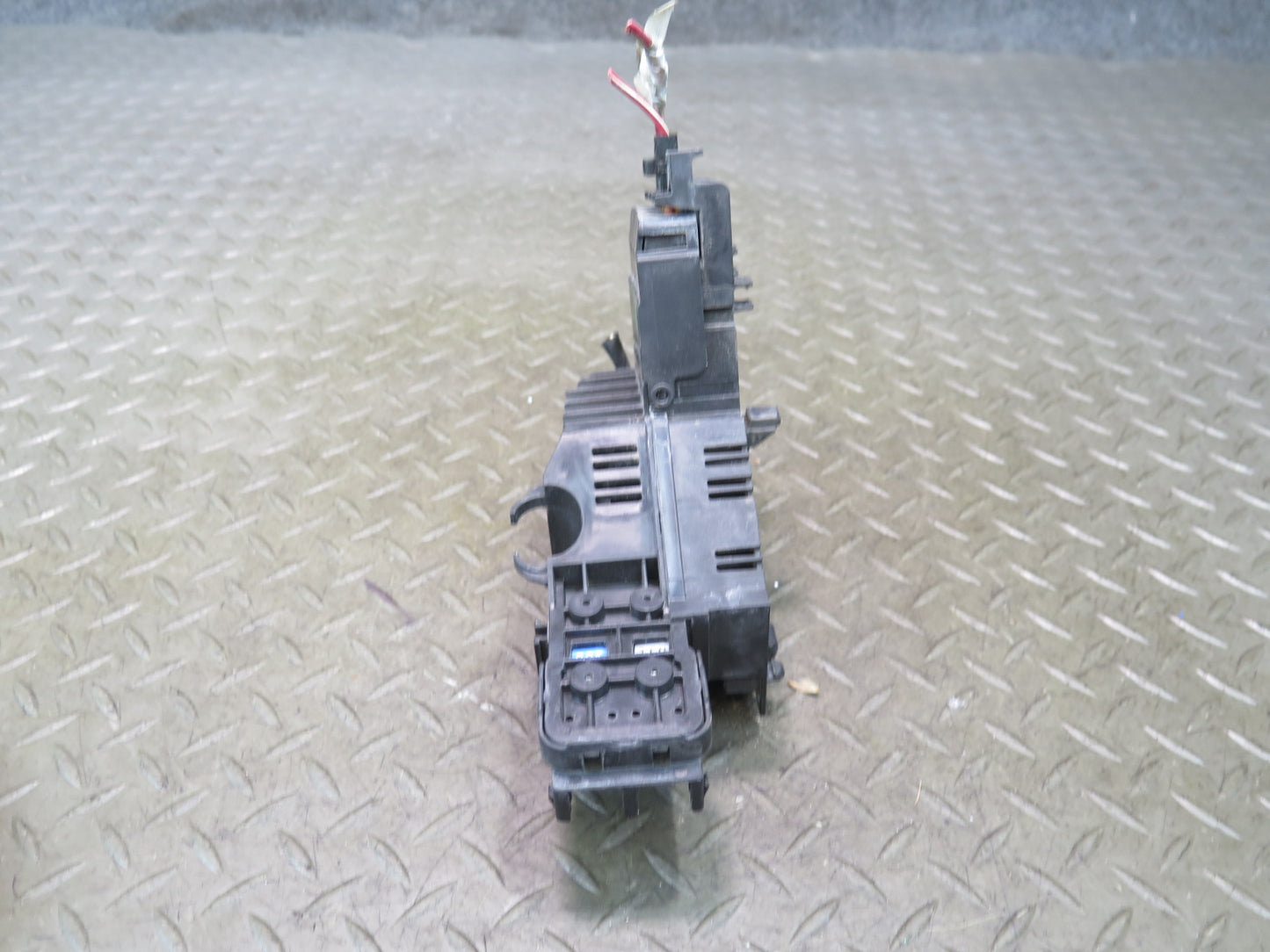 2012-2015 Mercedes X166 W166 Ml-class Positive Battery Junction Post Terminal