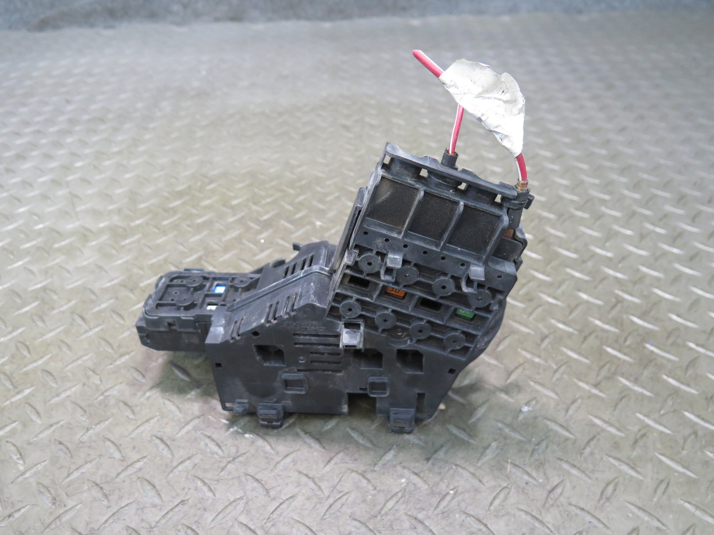 2012-2015 Mercedes X166 W166 Ml-class Positive Battery Junction Post Terminal