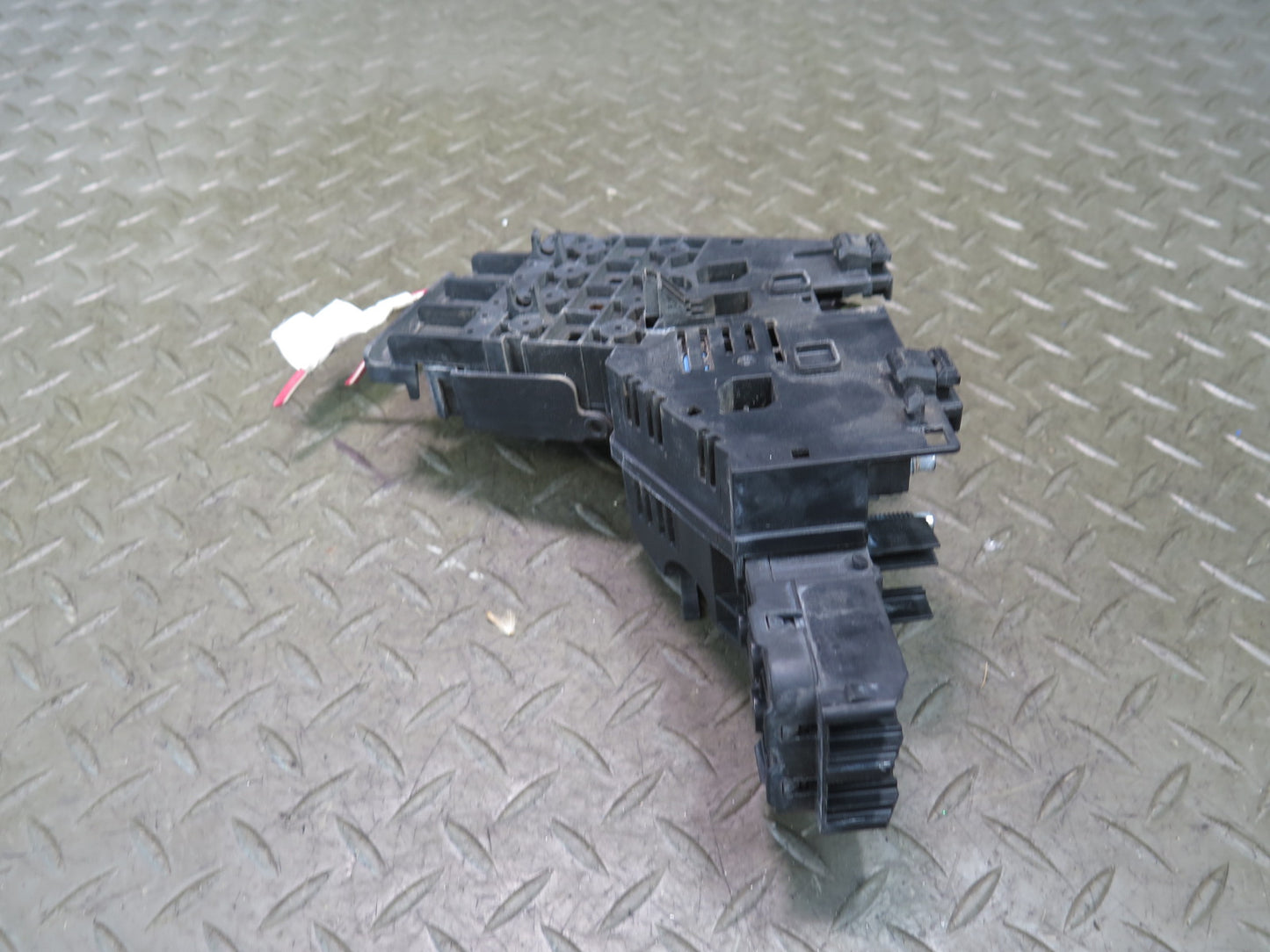 2012-2015 Mercedes X166 W166 Ml-class Positive Battery Junction Post Terminal