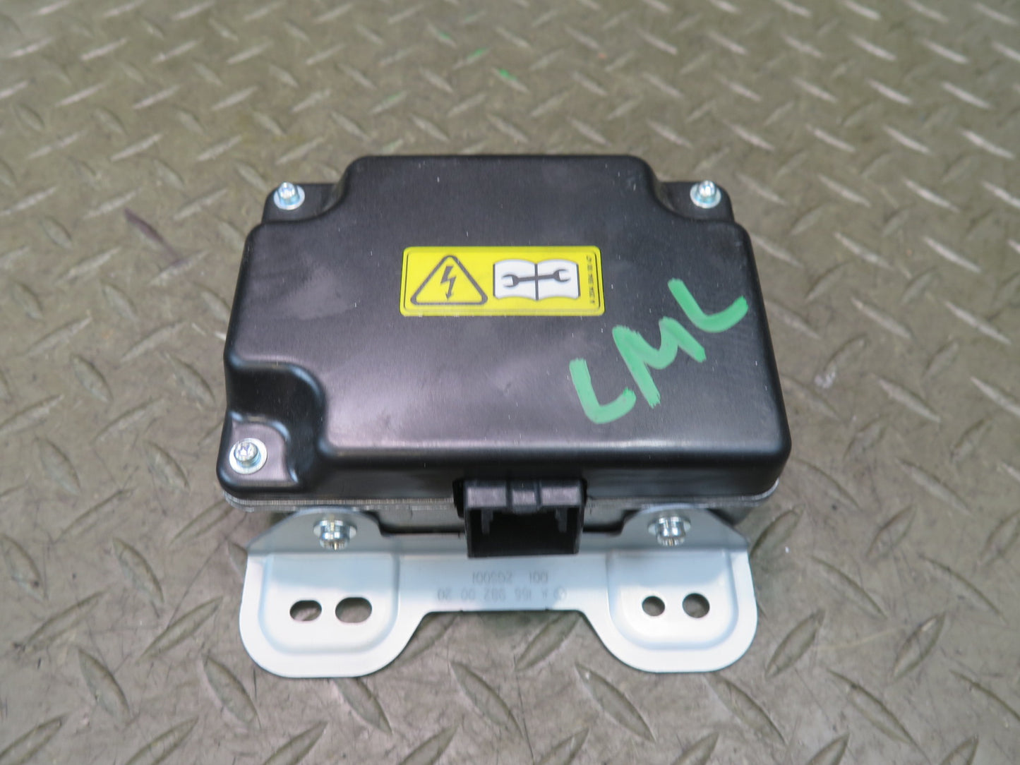 2012-2015 Mercedes X166 W166 Ml-class Power Inverter Control Module