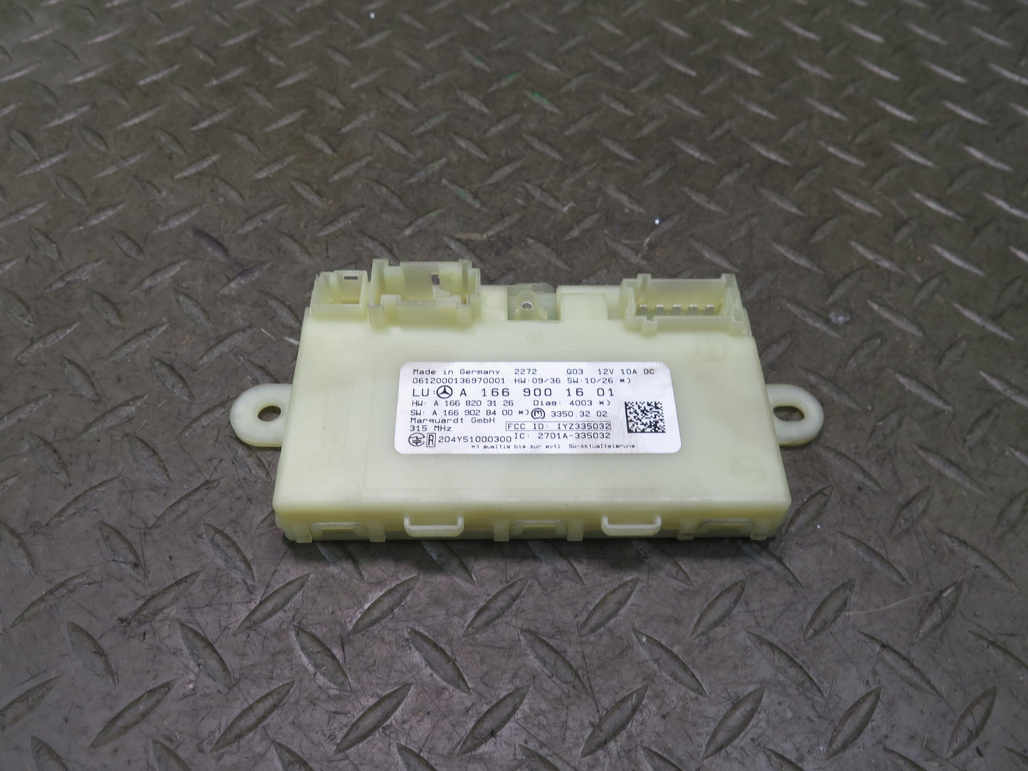 2012-2015 Mercedes X166 W166 Ml-class Keyless Entry Control Module 1669001601