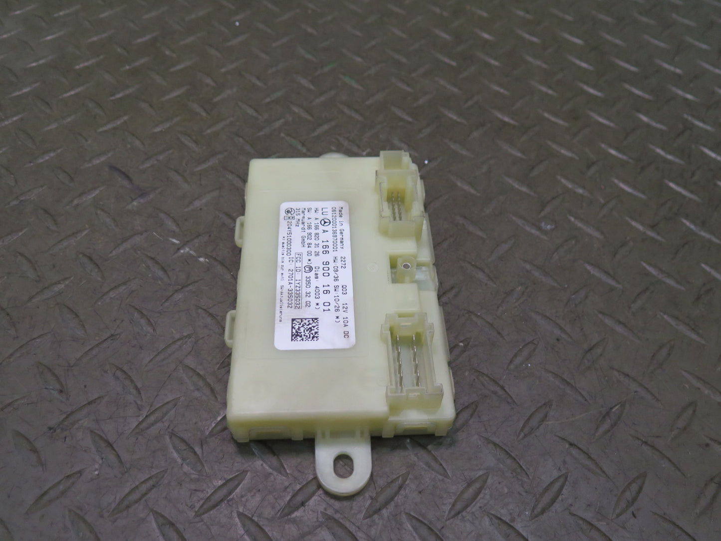 2012-2015 Mercedes X166 W166 Ml-class Keyless Entry Control Module 1669001601