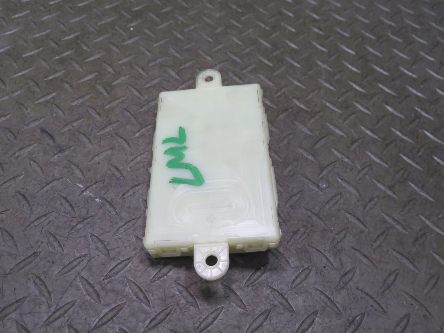 2012-2015 Mercedes X166 W166 Ml-class Keyless Entry Control Module 1669001601