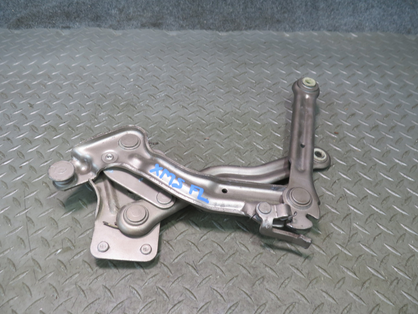 86-91 Mercedes W126 560SEL Front Left & Right Hood Hinge w Springs Set OEM