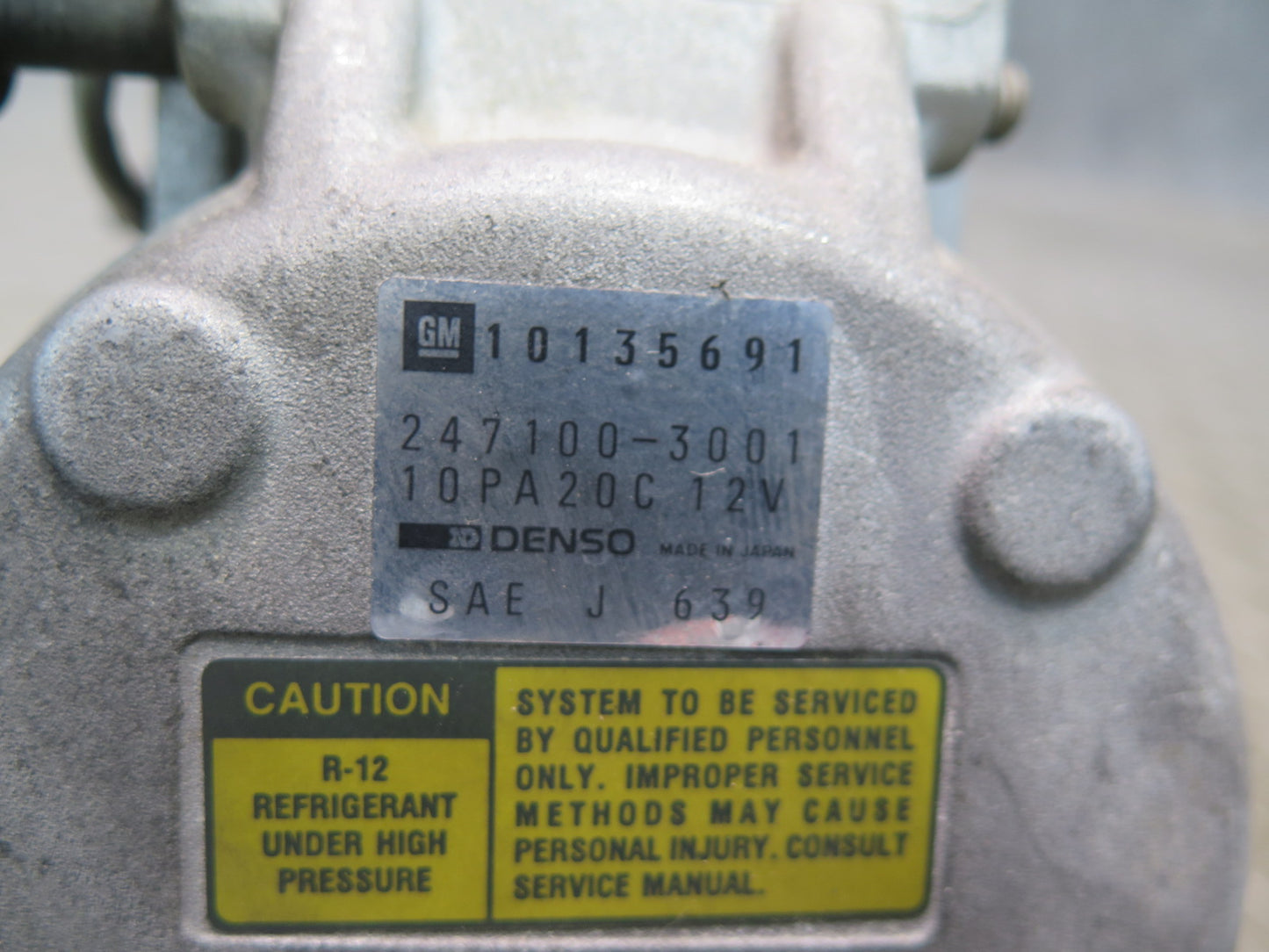 1992 Chevrolet Corvette C4 A/C Air Condition Compressor 10135691 OEM