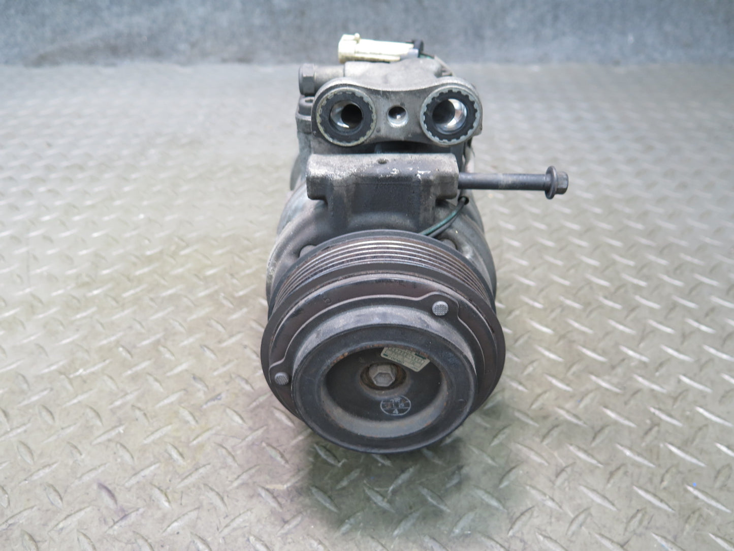 1992 Chevrolet Corvette C4 A/C Air Condition Compressor 10135691 OEM