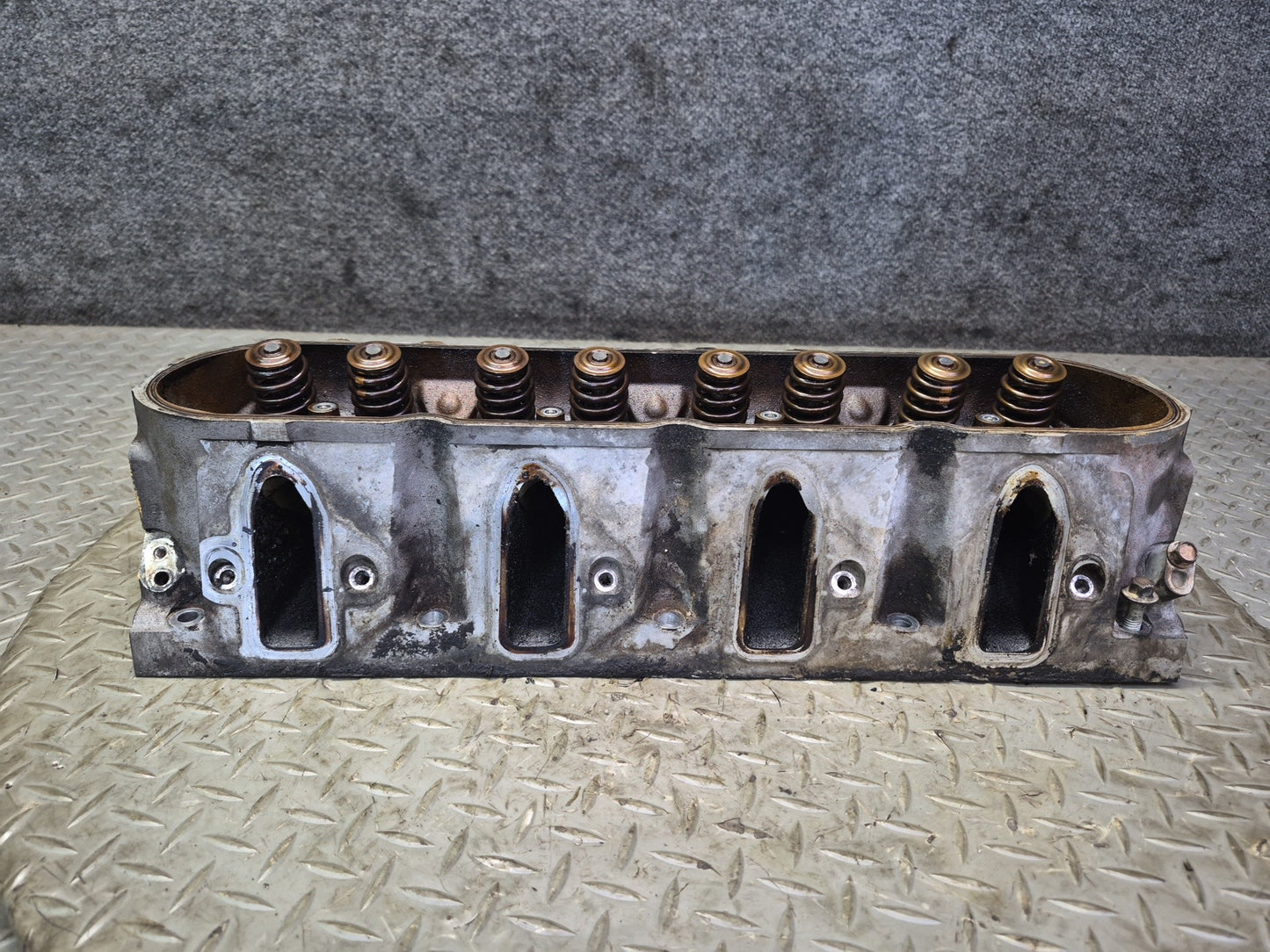 2003-2007 Hummer H2 6.0L LQ4 Engine Motor Right Cylinder Head
