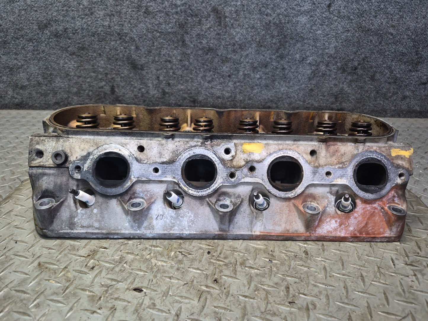 2003-2007 Hummer H2 6.0L LQ4 Engine Motor Right Cylinder Head