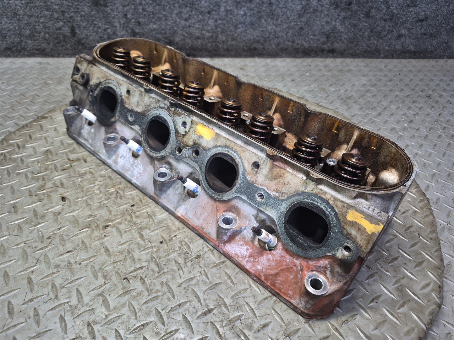 2003-2007 Hummer H2 6.0L LQ4 Engine Motor Right Cylinder Head
