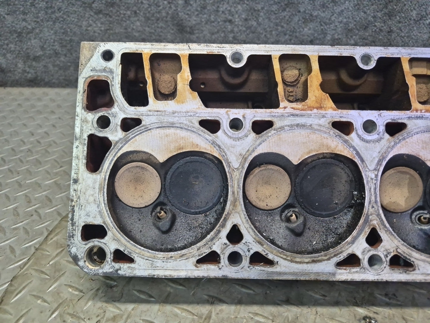2003-2007 Hummer H2 6.0L LQ4 Engine Motor Right Cylinder Head