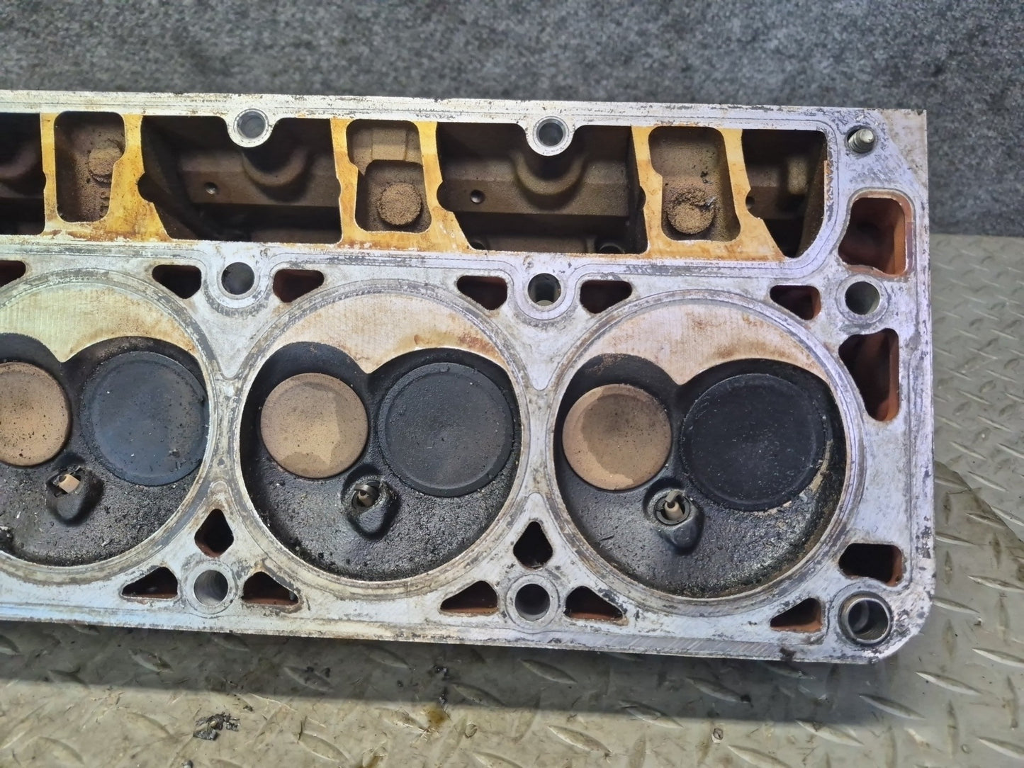 2003-2007 Hummer H2 6.0L LQ4 Engine Motor Right Cylinder Head