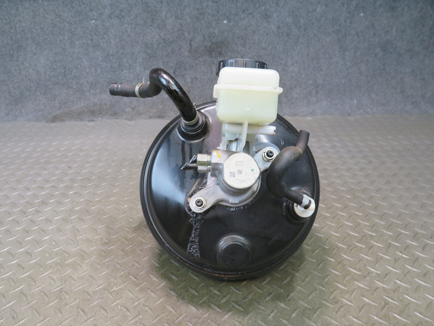 13-20 Nissan Z34 370Z Brake Master Cylinder Booster Fluid Reservoir OEM
