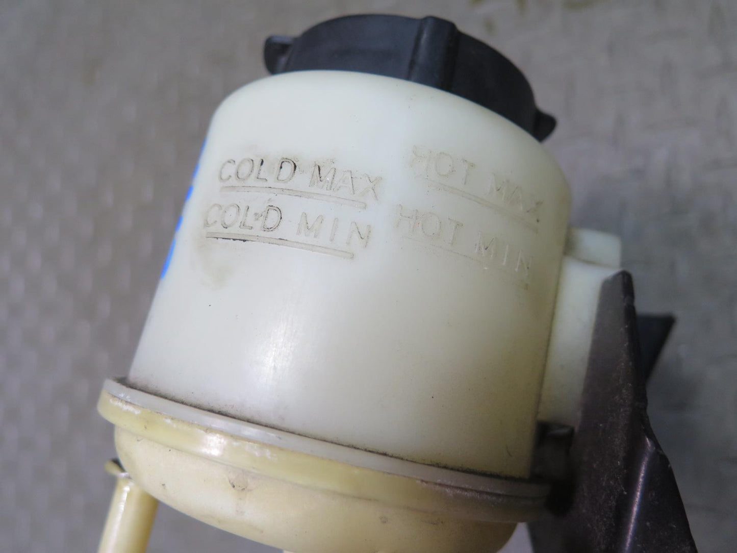 13-15 Nissan Z34 370Z Coupe Power Steering Fluid Reservoir Tank w Hose OEM