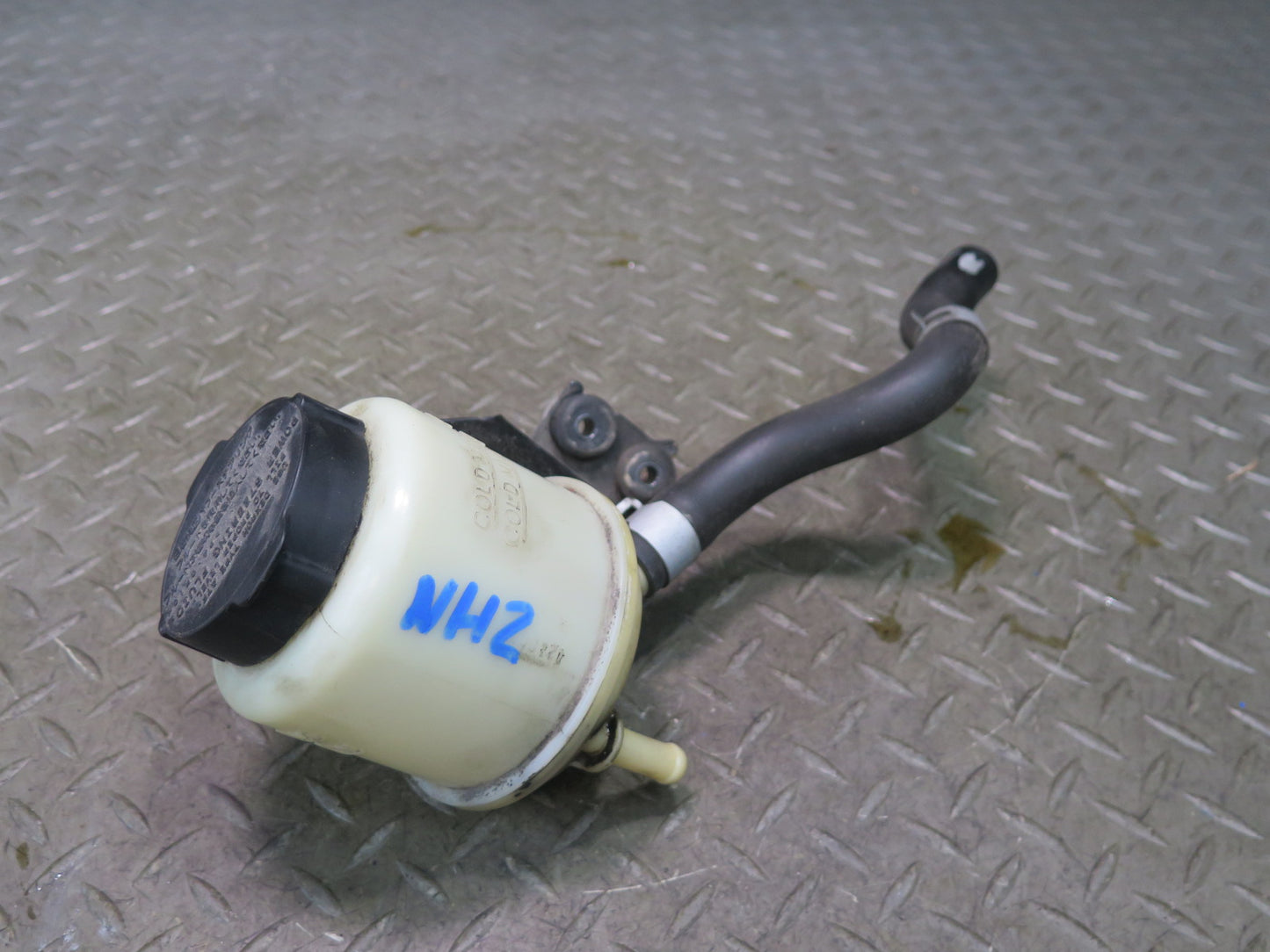 13-15 Nissan Z34 370Z Coupe Power Steering Fluid Reservoir Tank w Hose OEM