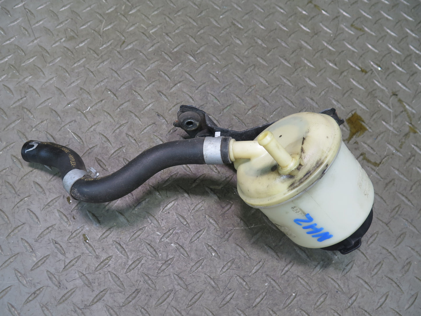 13-15 Nissan Z34 370Z Coupe Power Steering Fluid Reservoir Tank w Hose OEM
