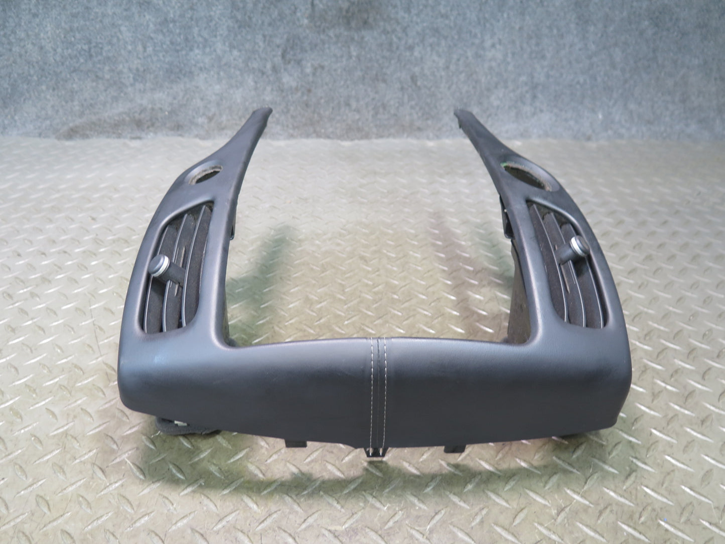 09-20 Nissan Z34 370Z Dash Center Air Vent Radio Screen Trim Bezel w Navi