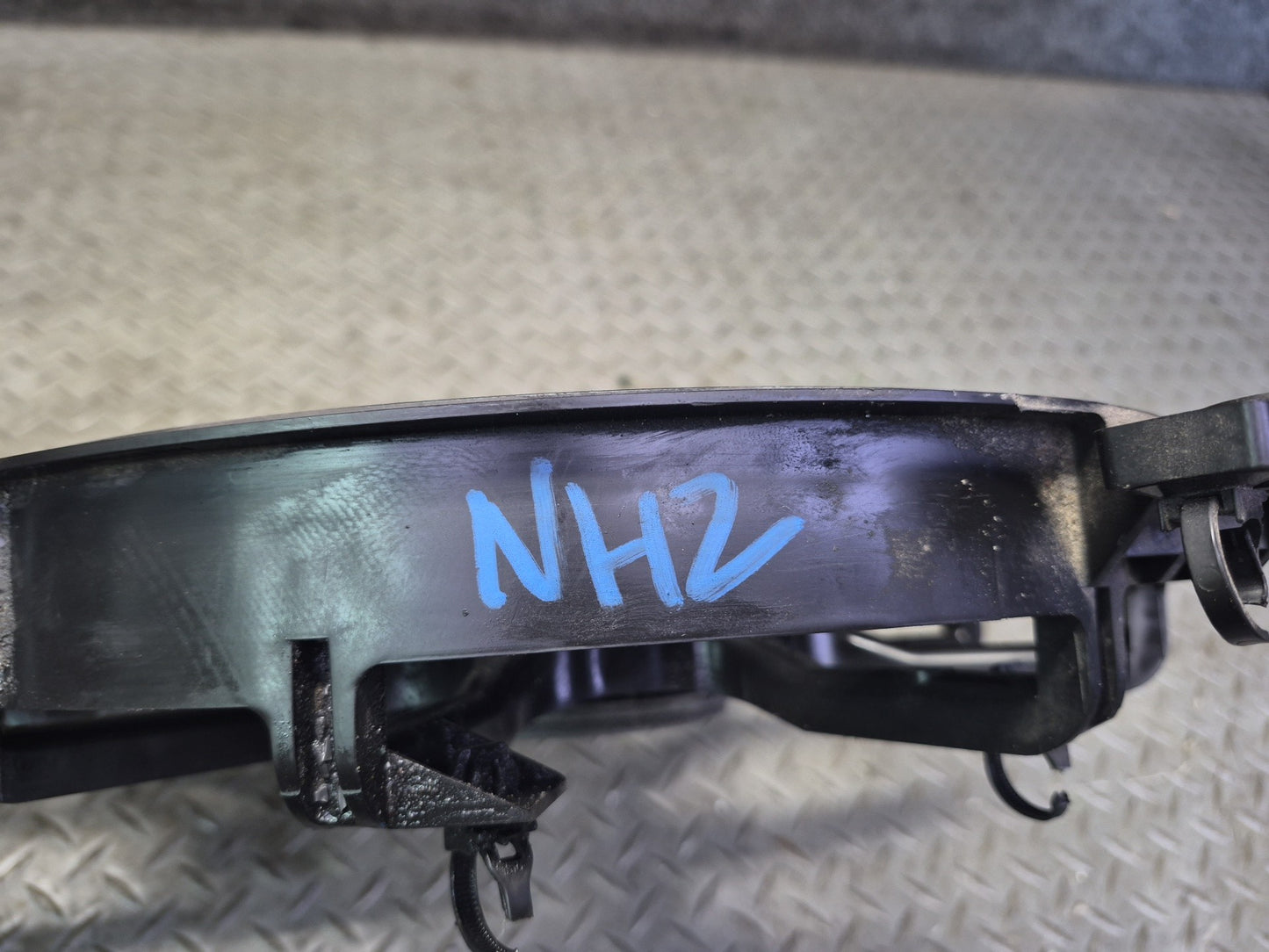 09-20 Nissan Z34 370Z Engine Cooling Dual Fan Motor Shroud OEM