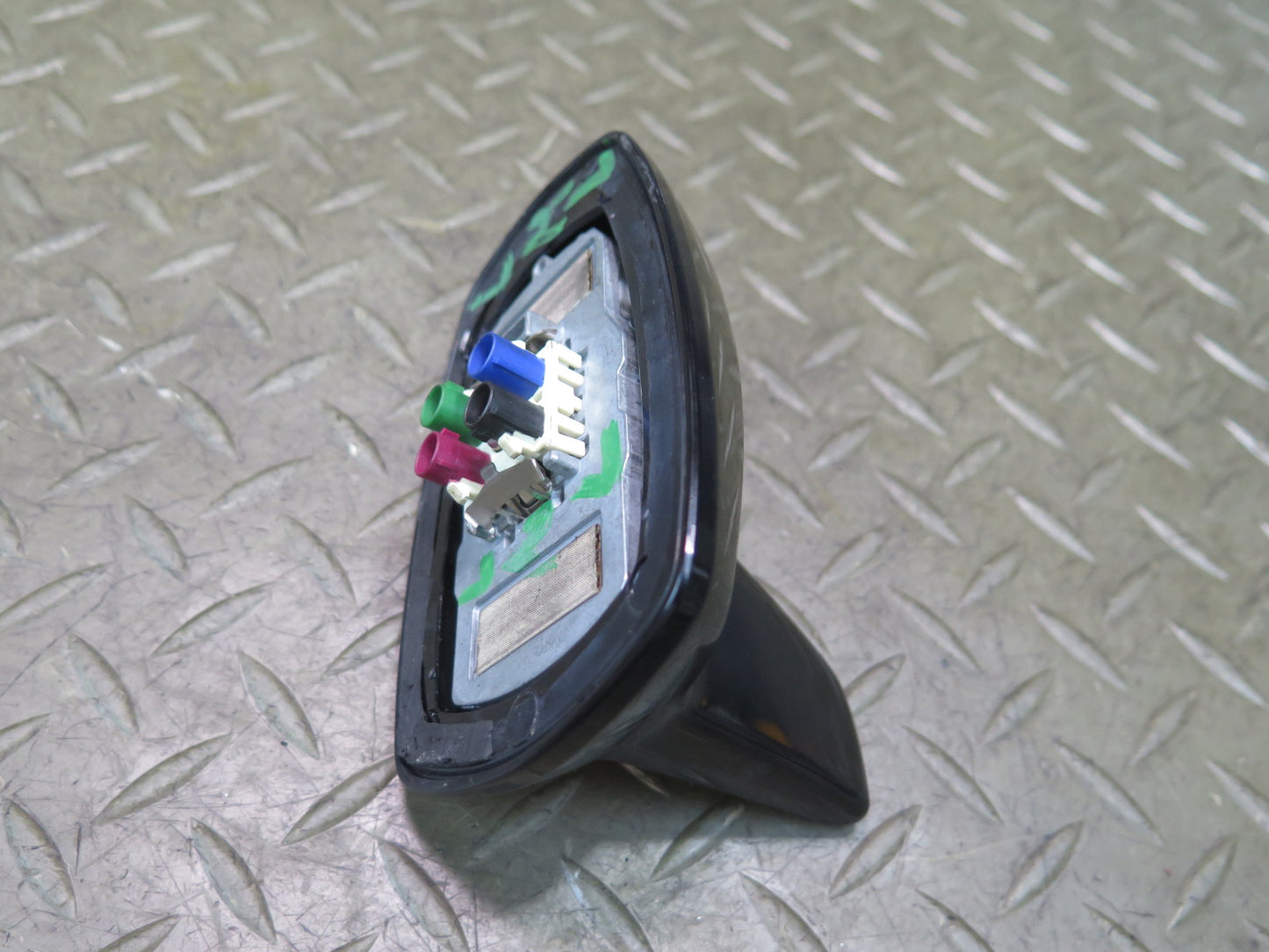 2012-2015 Mercedes X166 W166 Ml-class Roof Shark FIN Satellite Radio Antenna