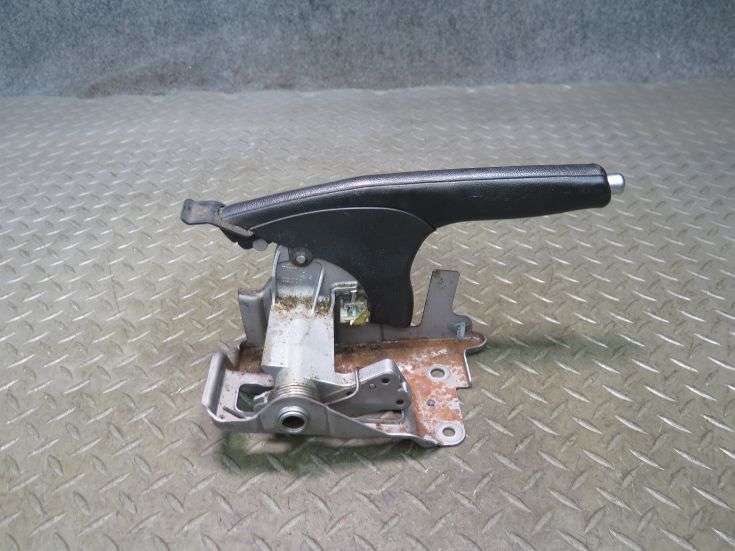 09-20 Nissan Z34 370Z Emergency Parking Hand Brake Handle Lever OEM