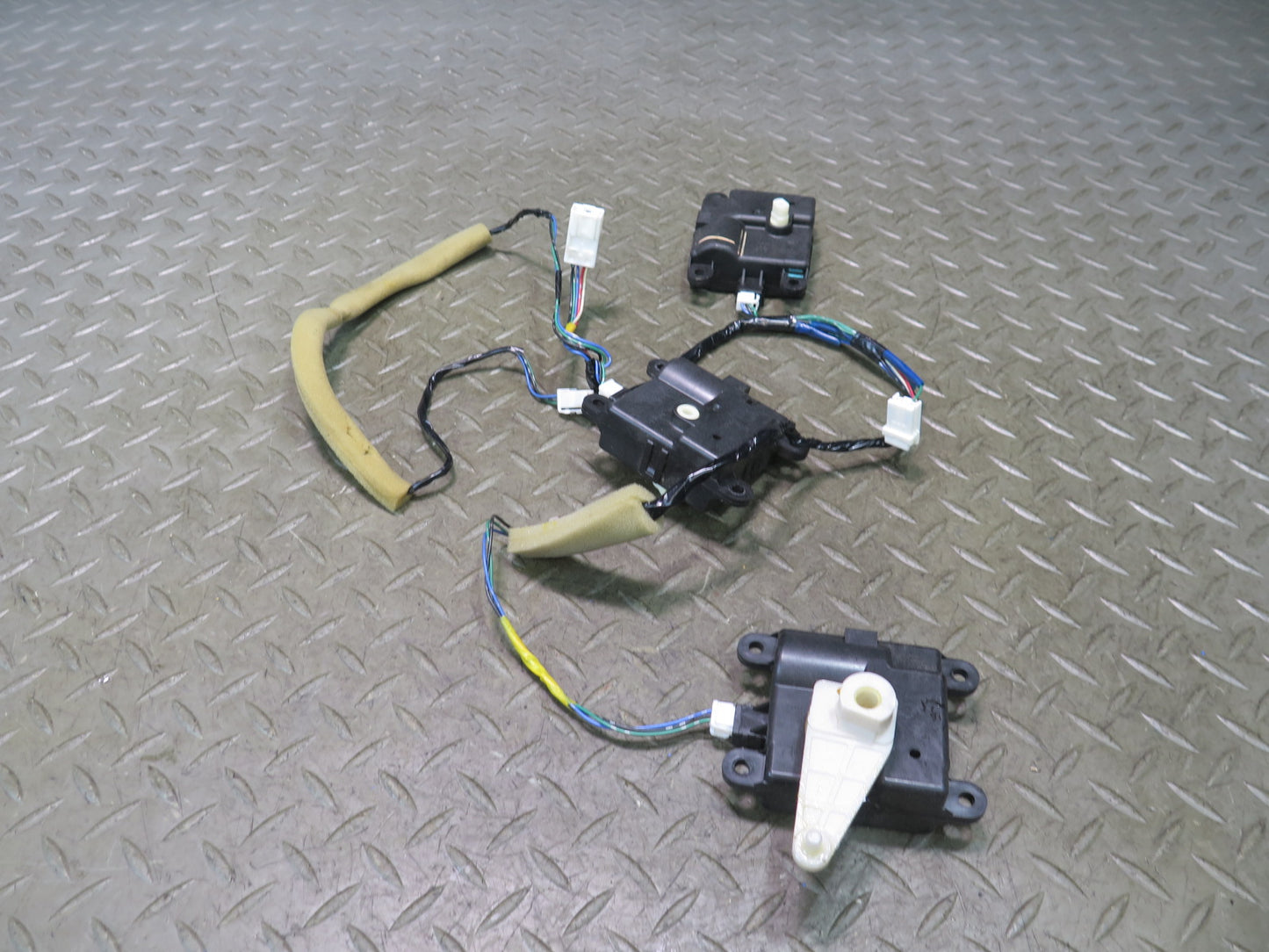 09-20 Nissan Z34 370Z A/C Heater Flap Door Actuator Motor Wiring Set OEM