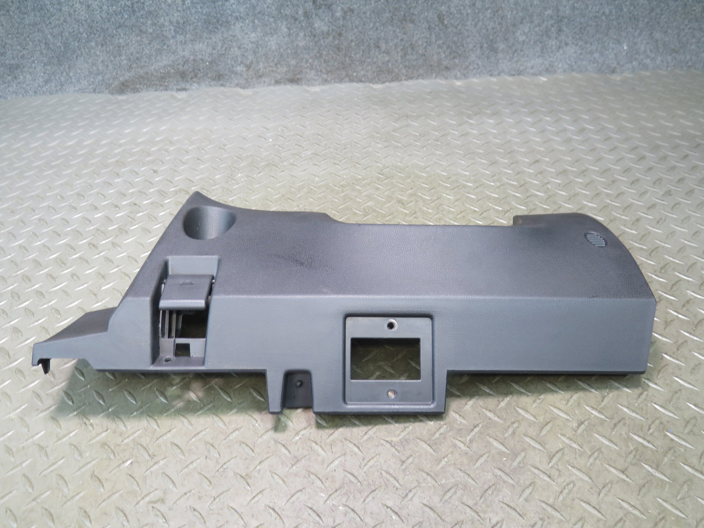 09-18 Nissan 370Z Z34 Left Knee Trim Cover Panel Black 68106-1EA0A OEM