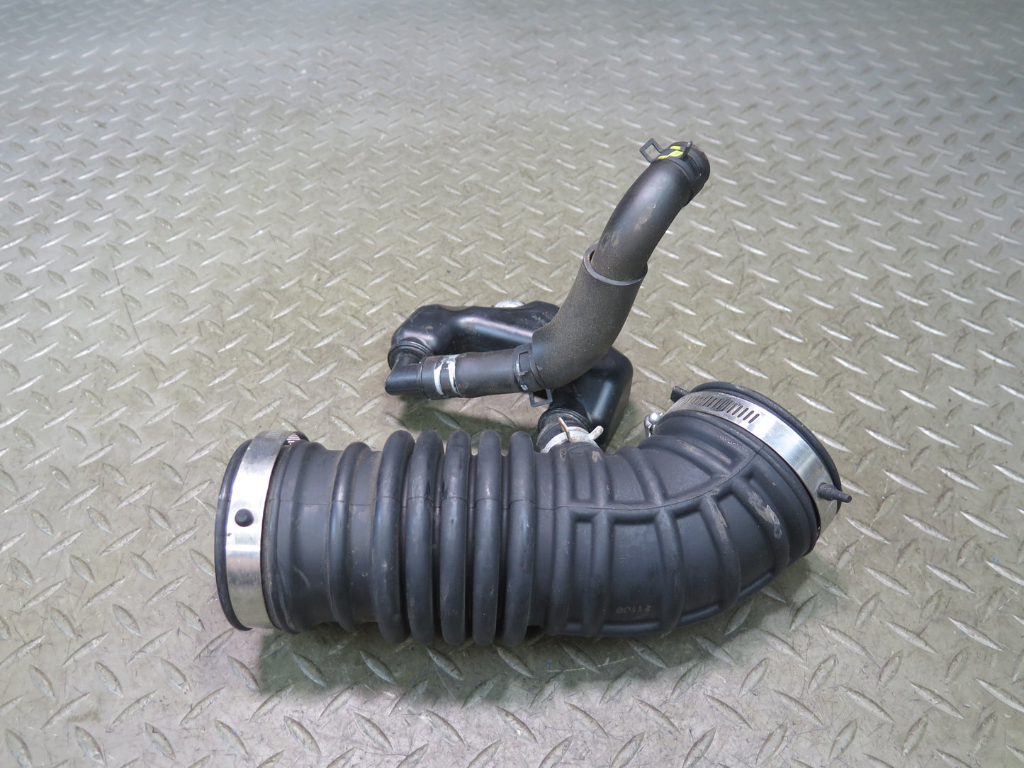 09-20 Nissan Z34 370Z VQ37VHR Right Air Intake Resonator Duct Hose Pipe OEM