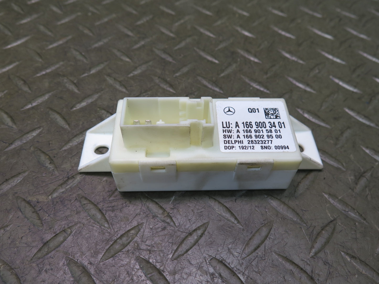 2012-2015 Mercedes X166 W166 Ml-class Headlight Range Adjust Control Module