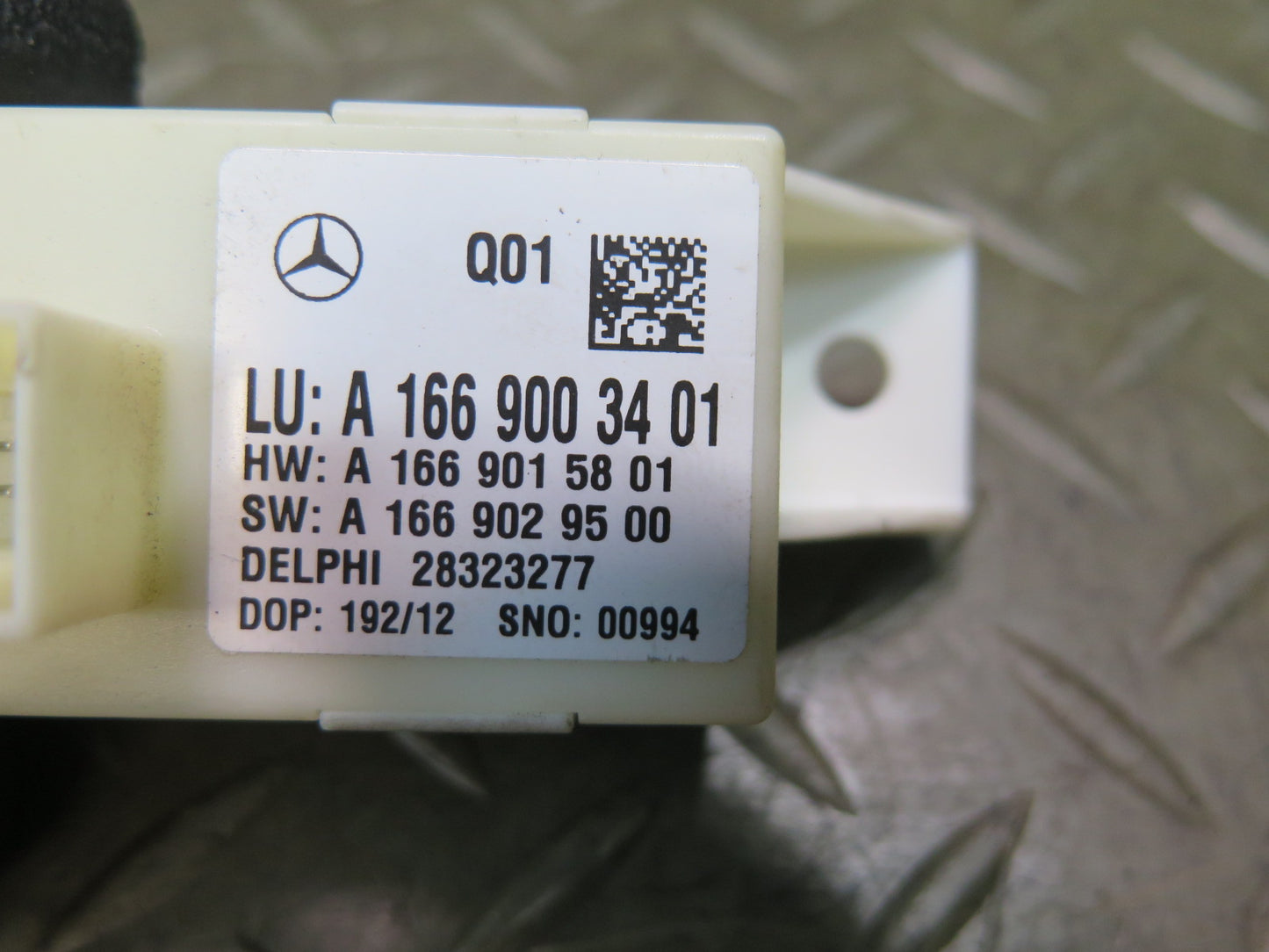 2012-2015 Mercedes X166 W166 Ml-class Headlight Range Adjust Control Module